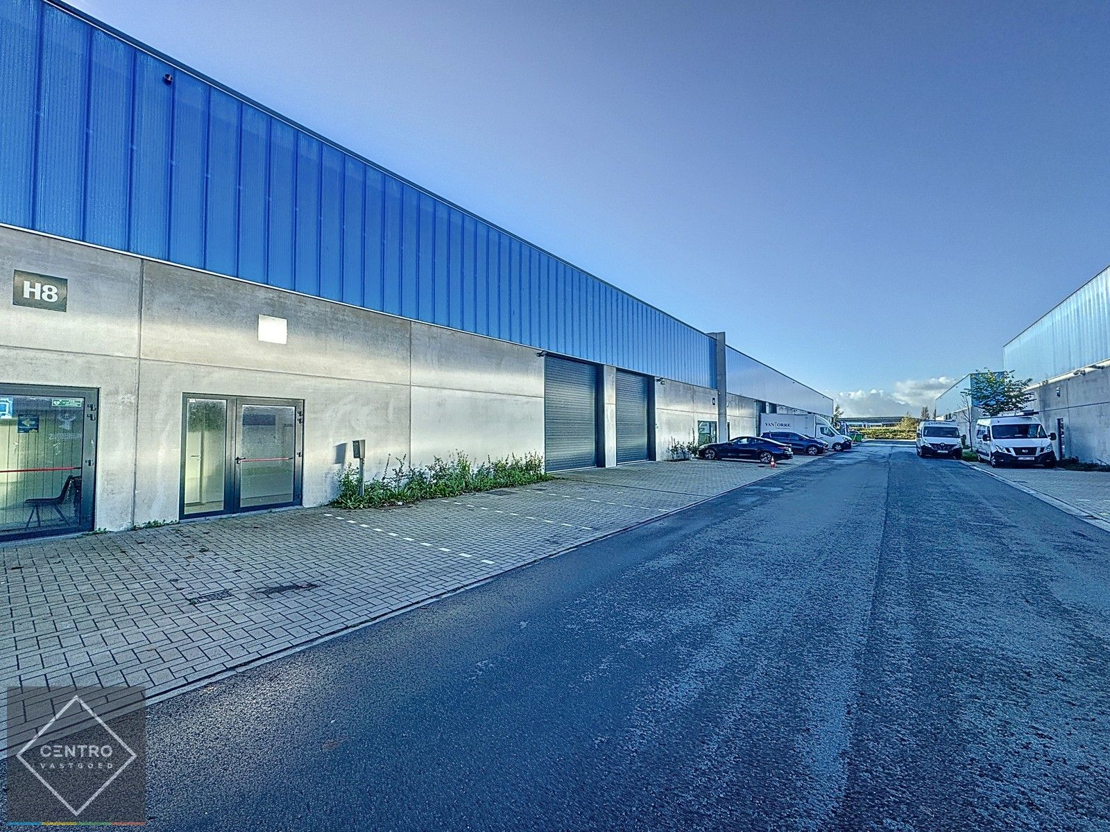 Industrieel-magazijn-logistiek te koop Oudenburgsesteenweg 31/H7 - 8400 Oostende