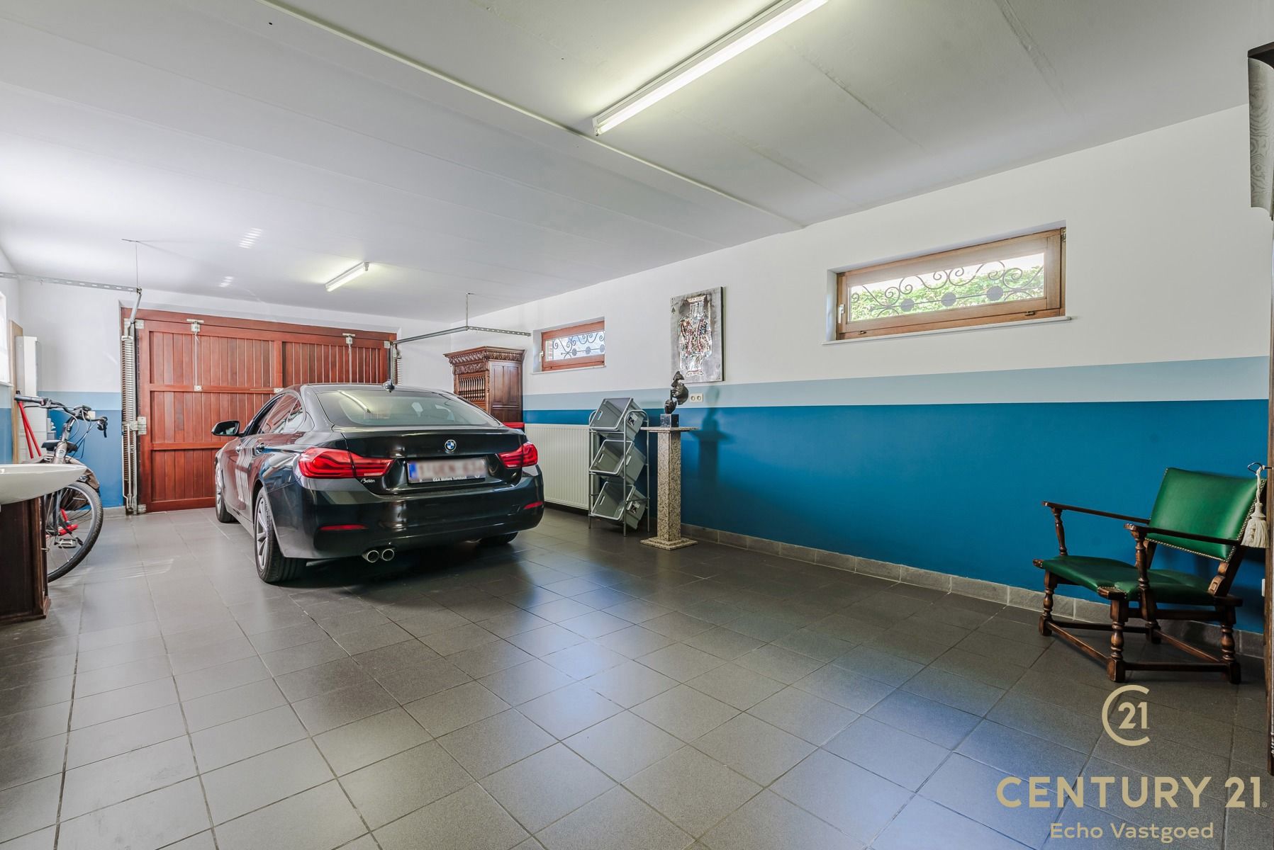 Vrijstaande, ruime instapklare villa met zwembad foto 13