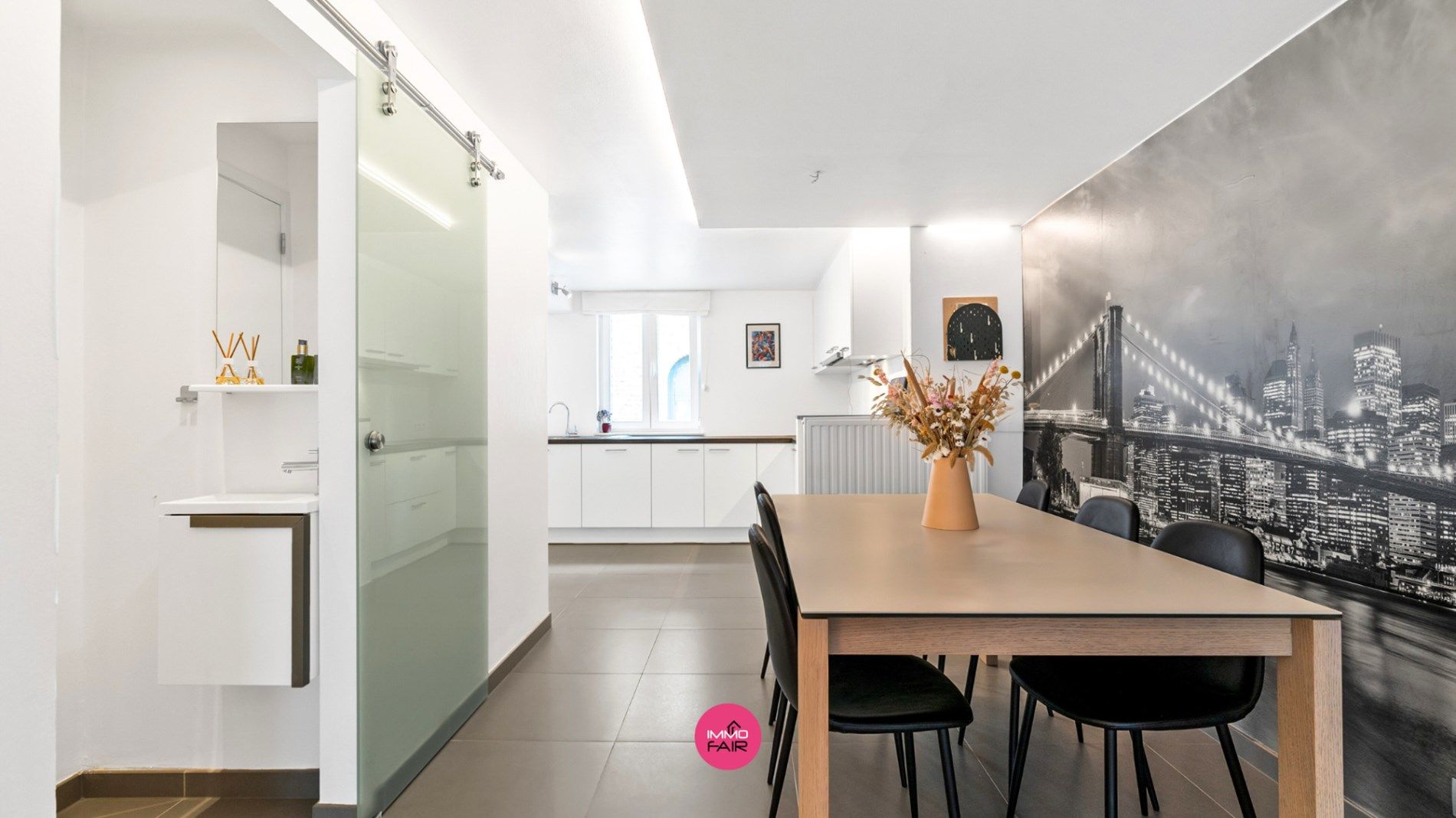 Instapklaar, energiezuinig appartement met garage foto 4