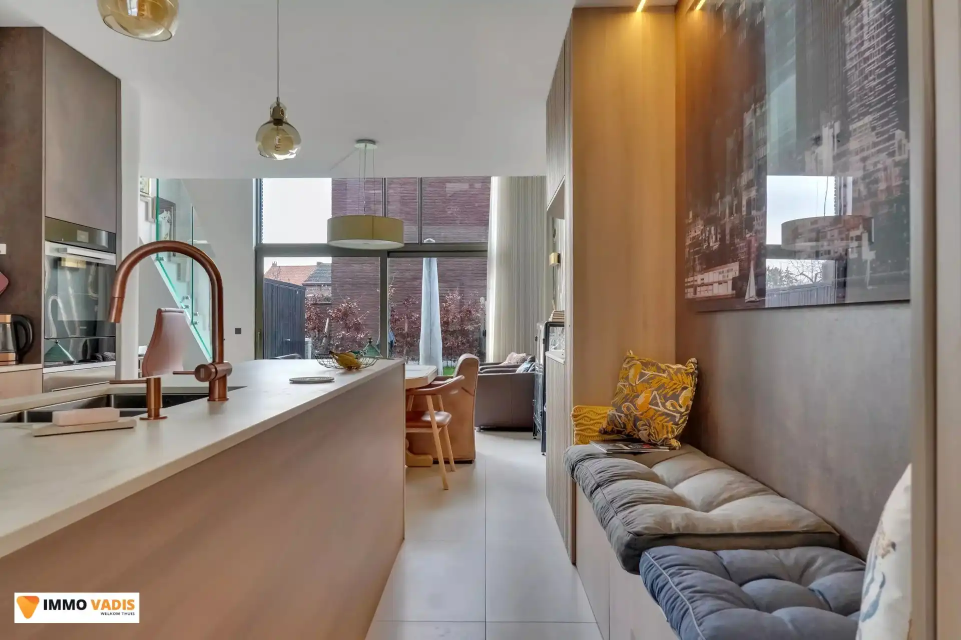 Exclusief herenhuis in Oud-Rekem foto 9