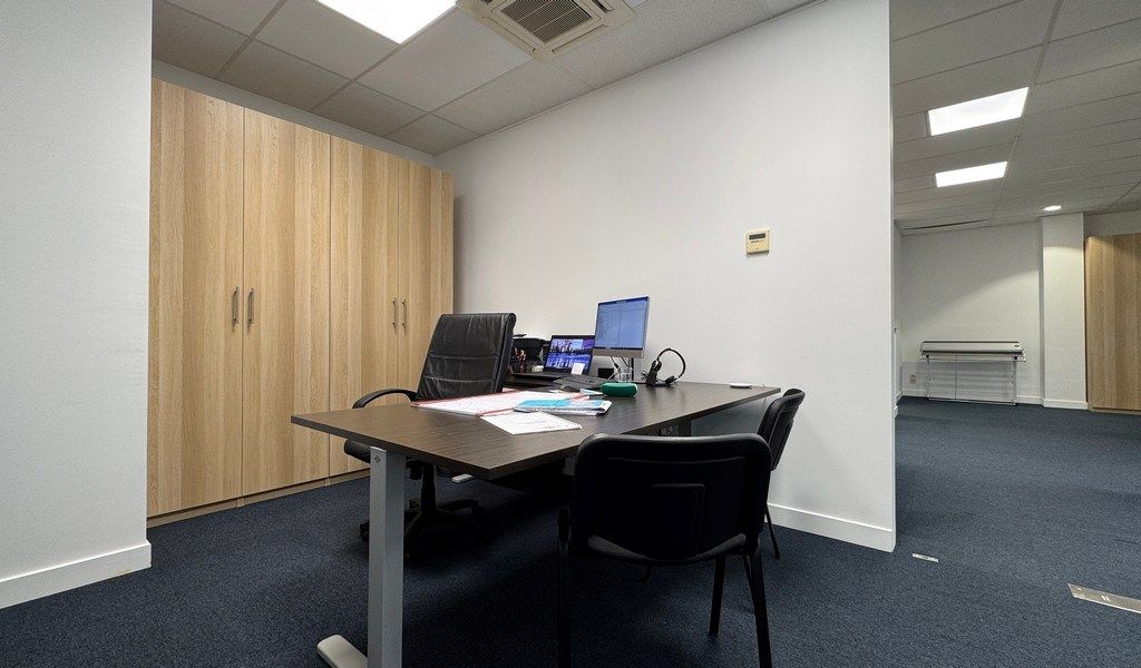 Instapklare kantoren te huur in Kontich foto 10