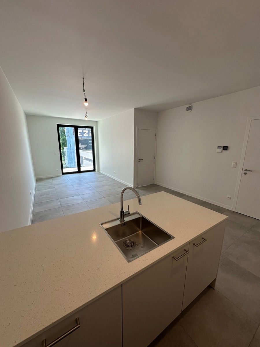 Prachtig 1 slaapkamer appartement met groot TERRAS foto 11