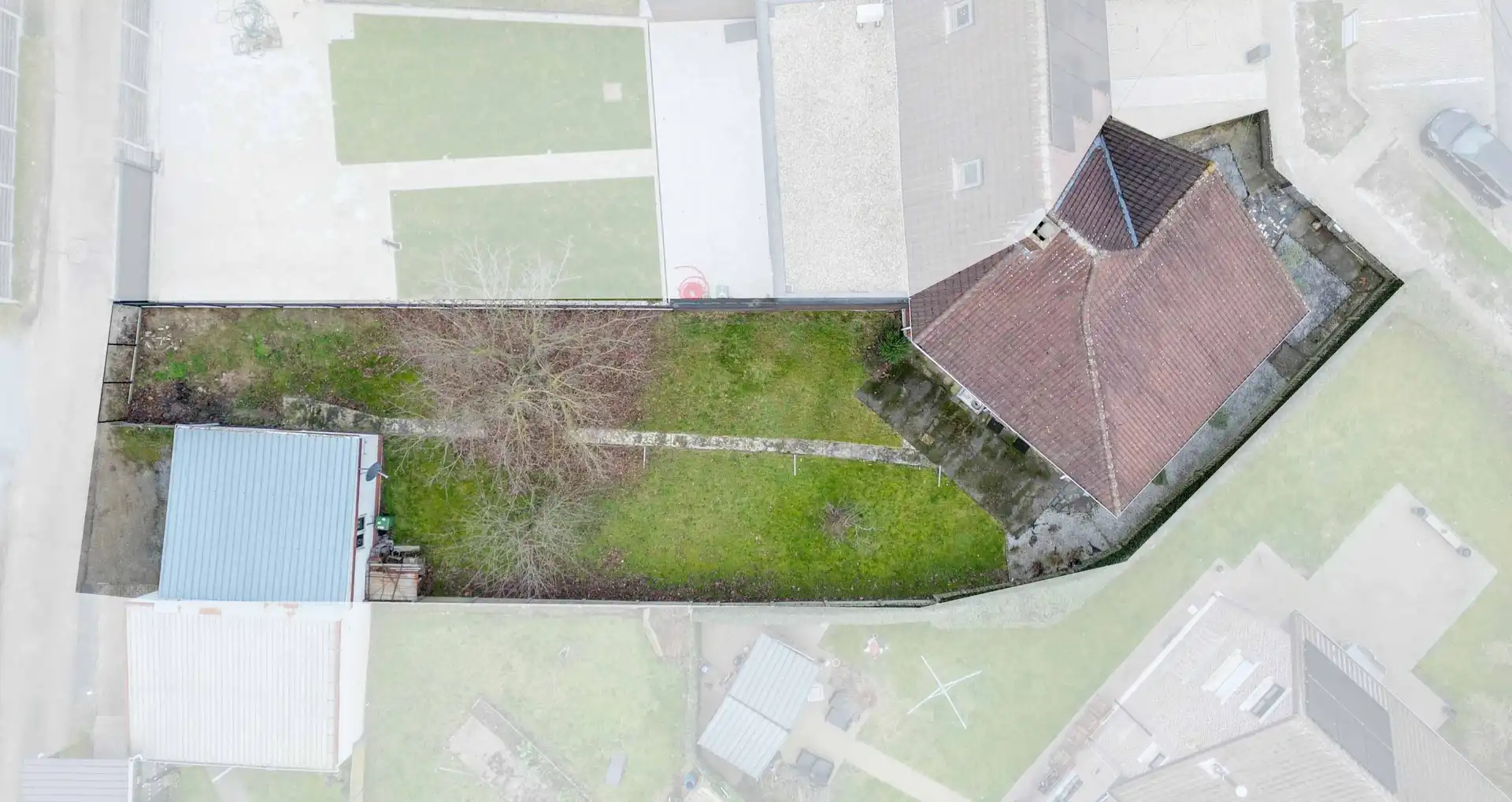 DEGELIJKE WONING MET 4 SLAAPKAMERS IN WATERSCHEI foto 2