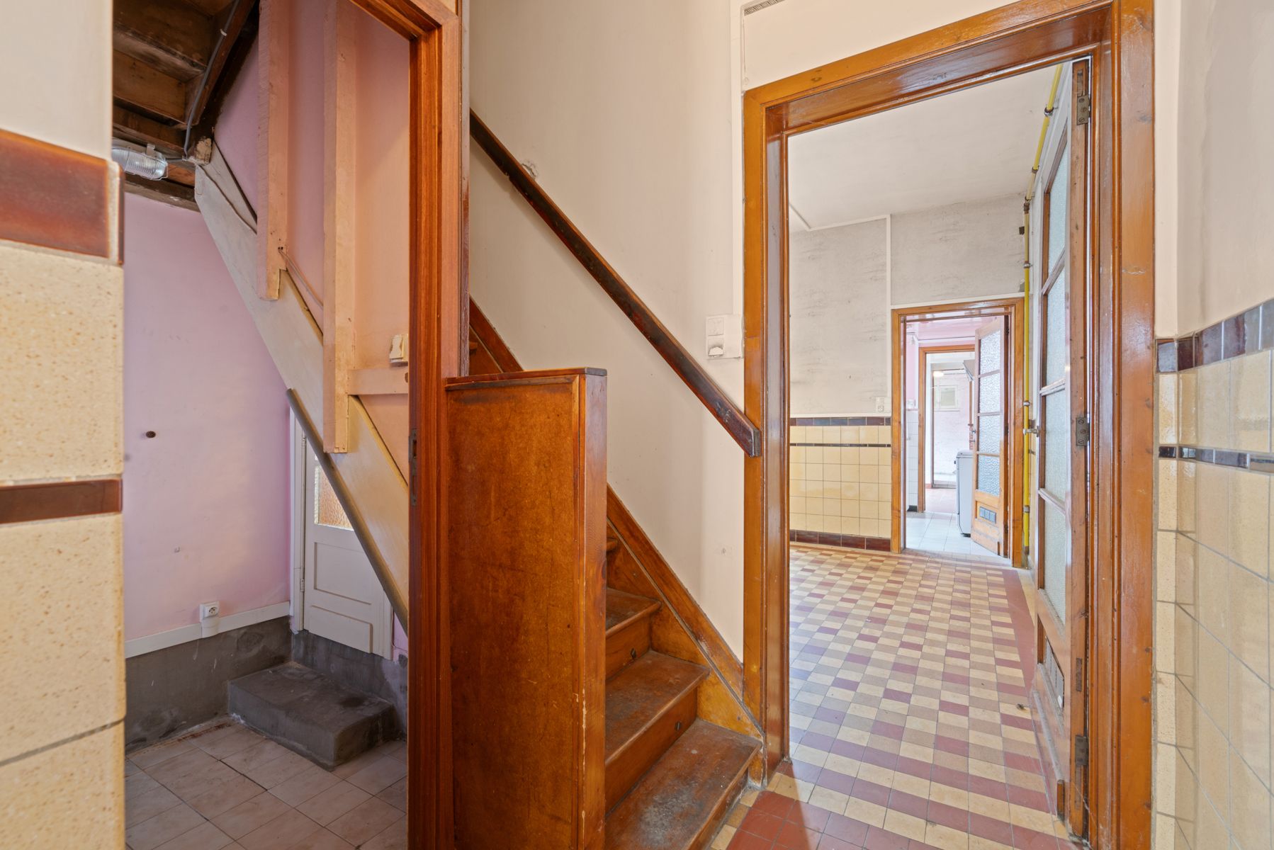 Te renoveren woning met tuin in Gentbrugge foto 5