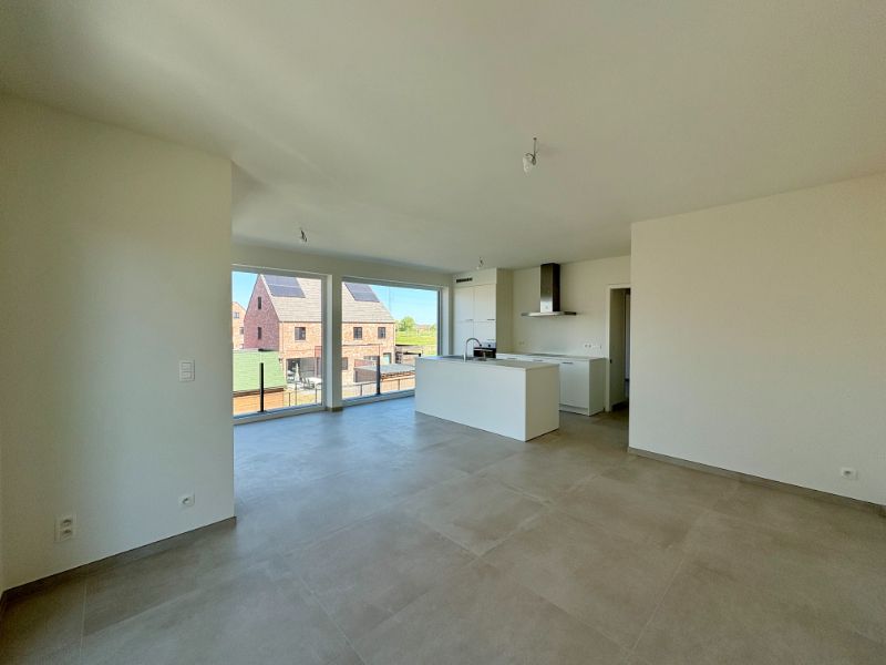 NIEUWBOUWAPPARTEMENT MET 1 SLAAPKAMER, RUIM TERRAS EN GARAGEBOX foto 2
