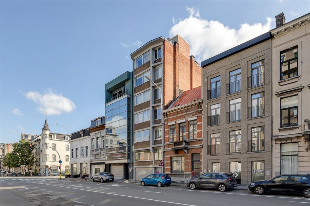Verzorgd, instapklaar appartement op toplocatie foto 18