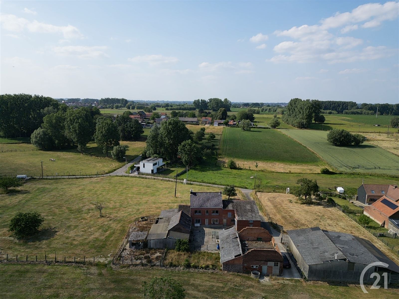Te renoveren fermette met bijgebouwen en weide op 67are foto 5