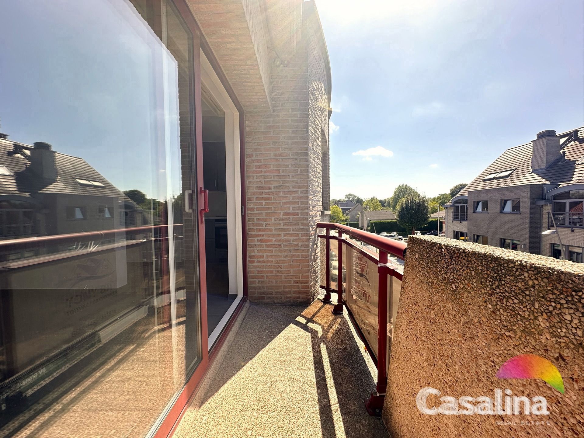 Gemengd gebouw bestaande uit 2 handelsruimtes en 4 woonunits foto 20