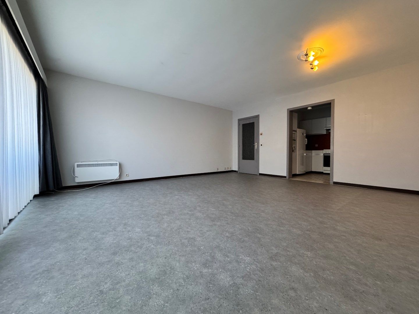 Appartement met 2 slaapkamers en garage in centrum Koekelare  foto 5