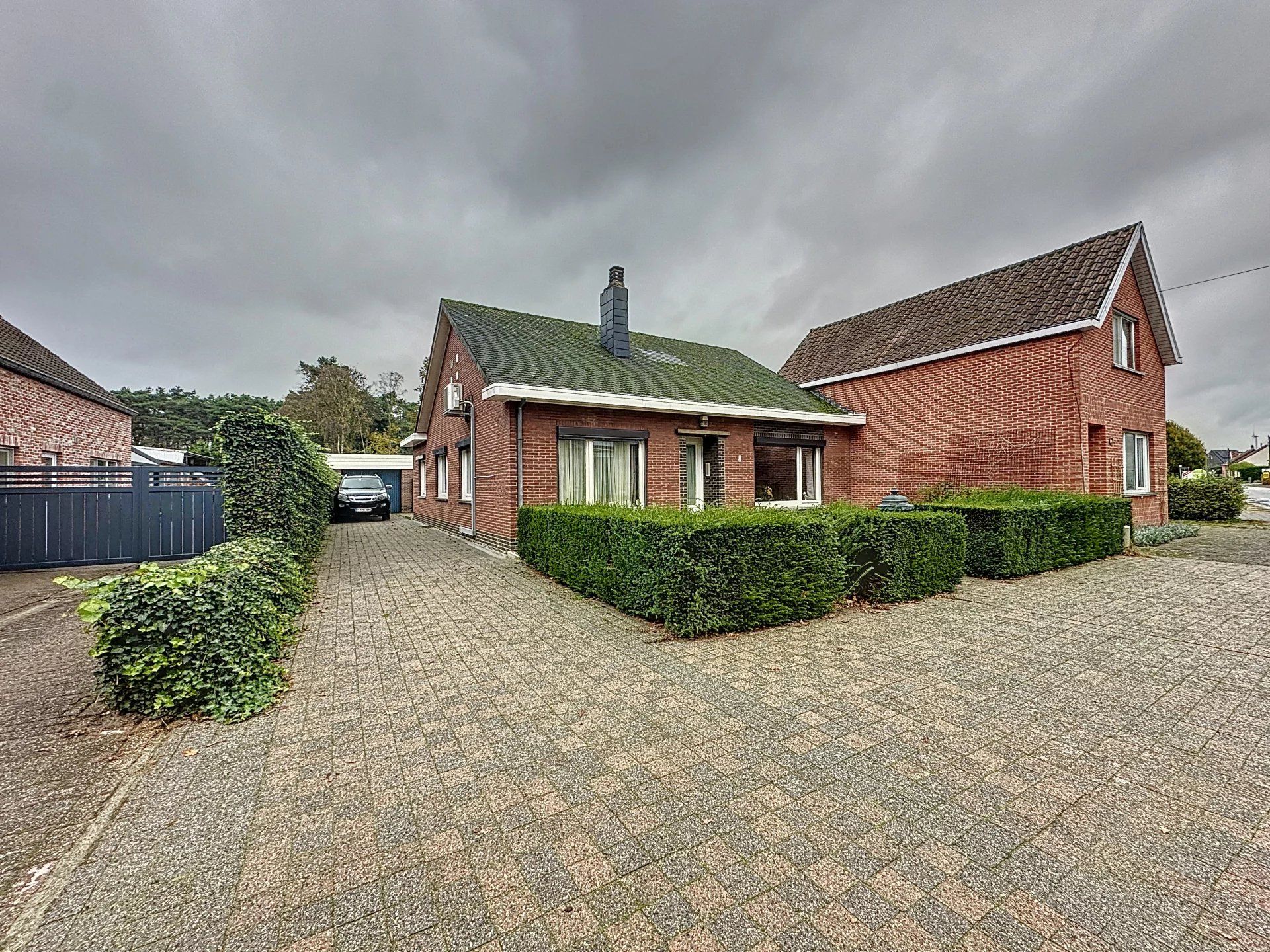 Verrassend ruime woning met 3 slaapkamers en grote tuin. foto 24