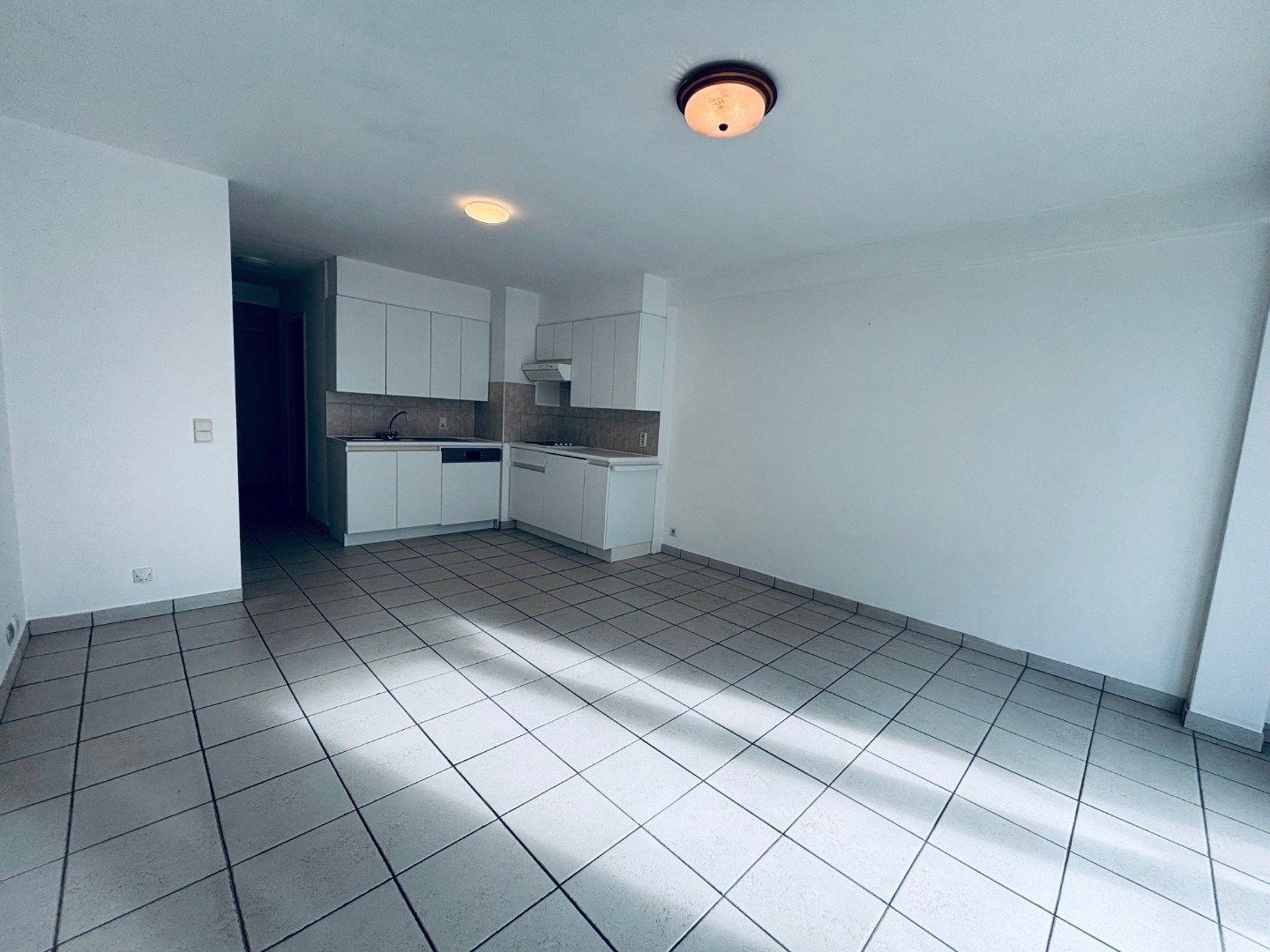 Functioneel appartement met standplaats en berging op voetstap van de zeelijn foto 6