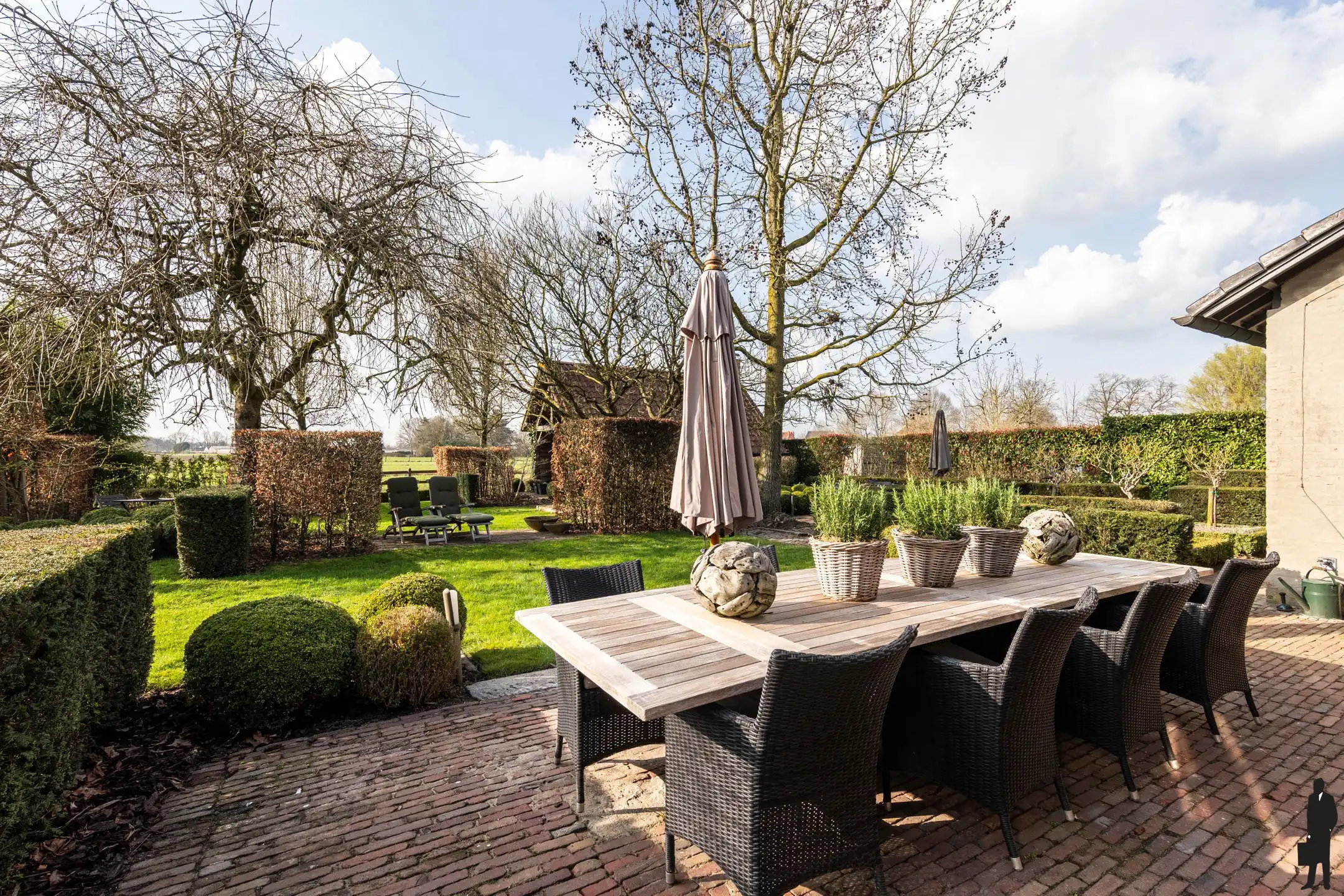 Rustig gelegen villa met 5 slaapkamers, sauna en bijgebouw foto 21