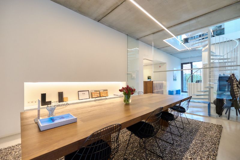 Uniek kantoorgebouw te huur langs de Westlaan te Roeselare foto 12