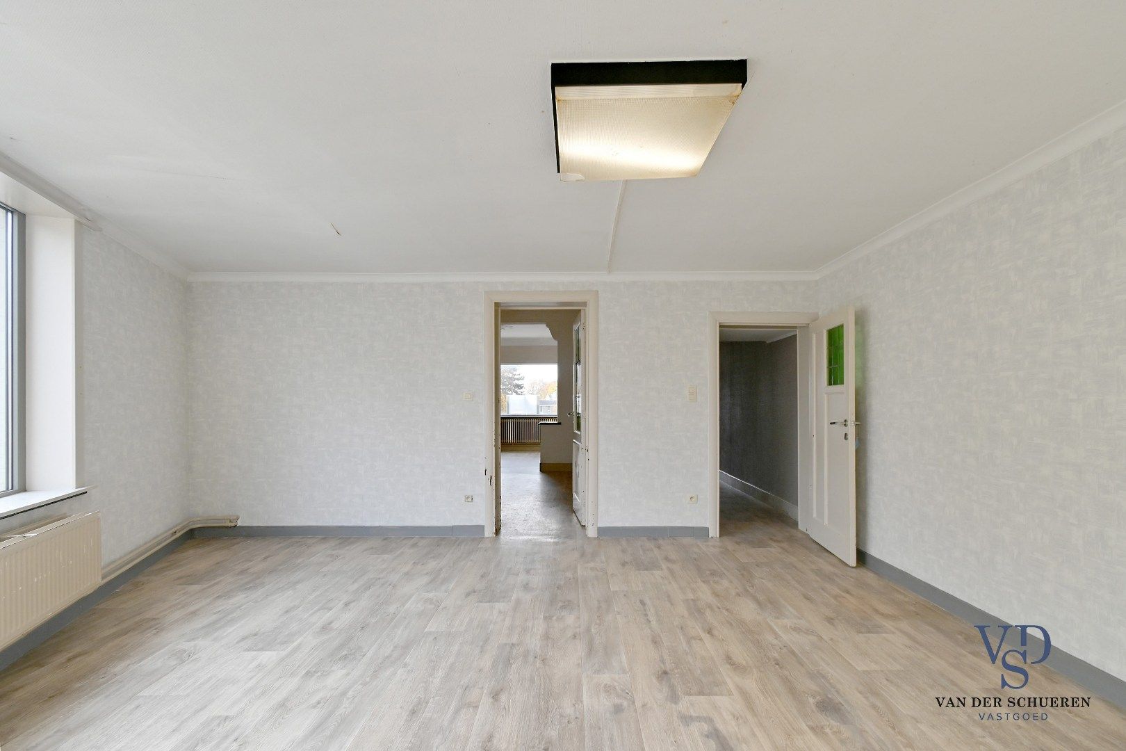 Te renoveren woning in centrum Balegem. foto 6