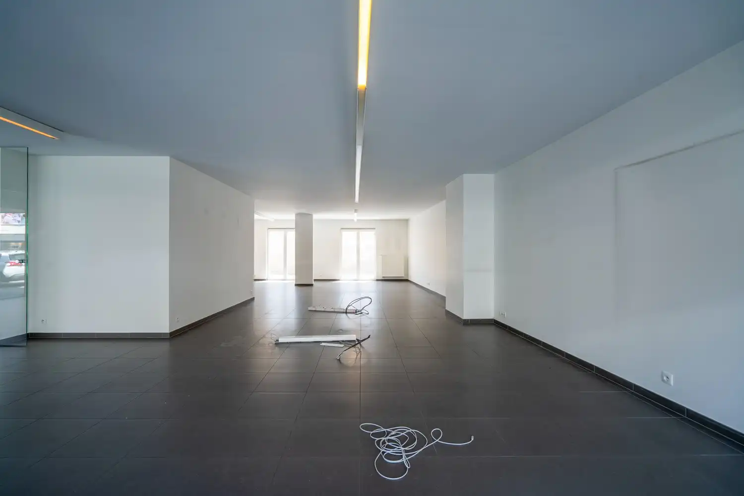 VEELZIJDIGE HANDELSRUIMTE foto 5