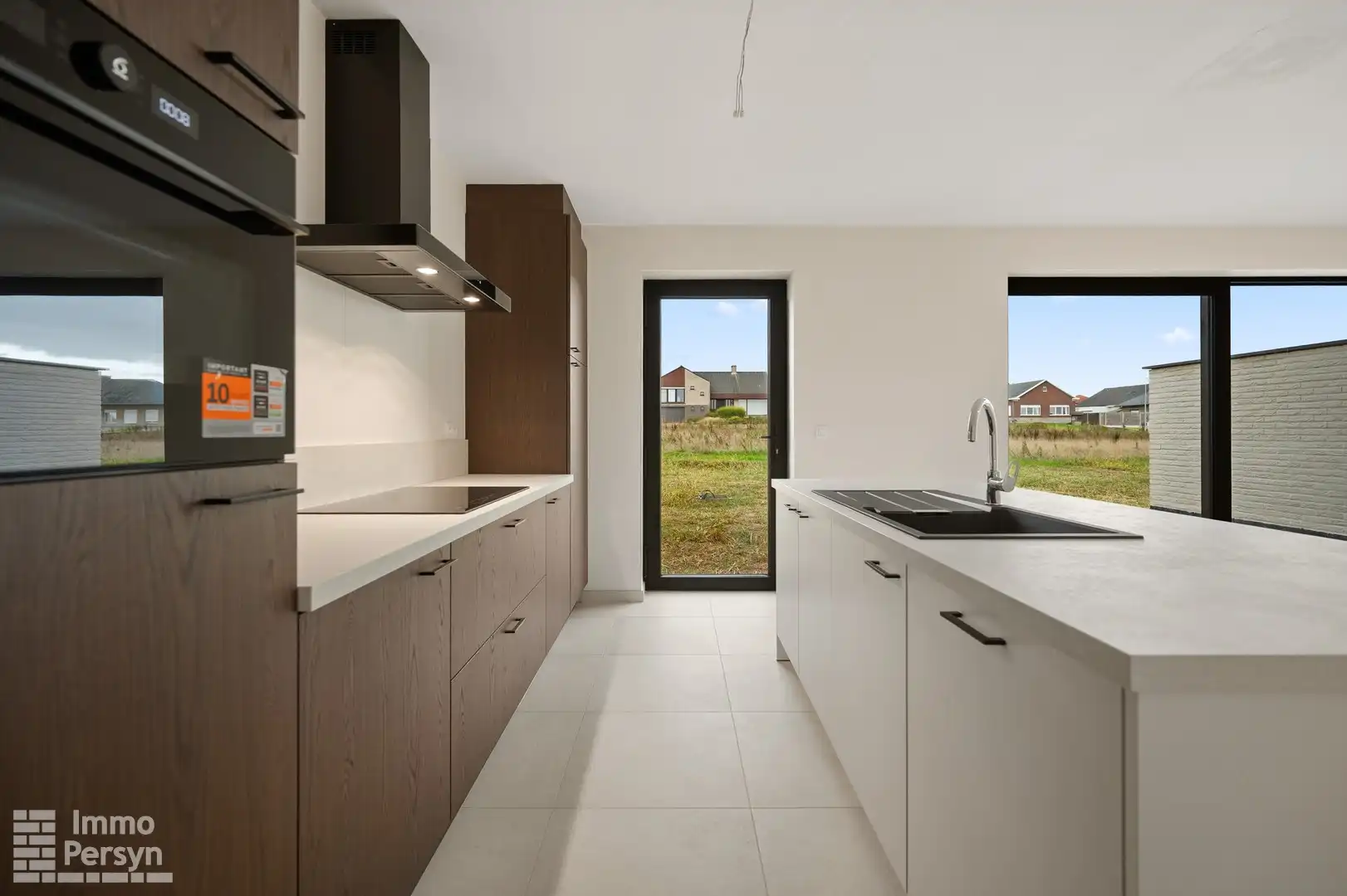 Moderne, energiezuinige gesloten nieuwbouwwoning foto 3