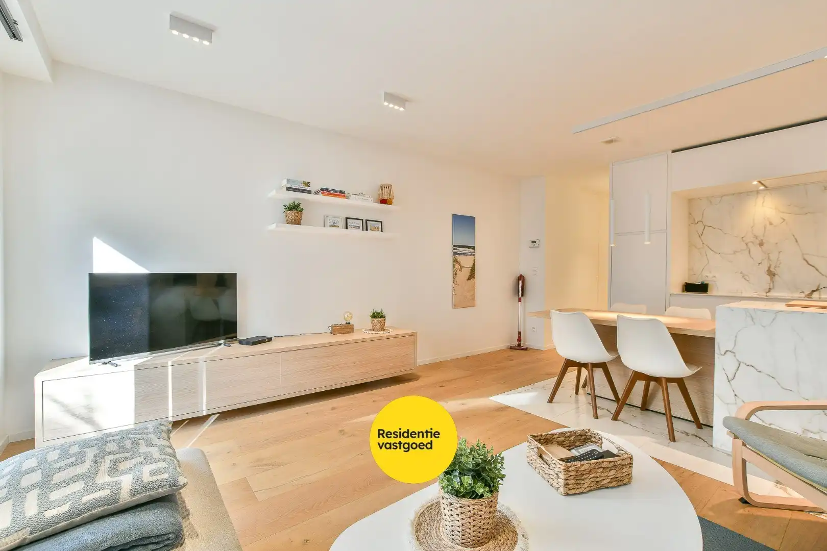 Te huur: Recent en energiezuinig appartement in centrum Wenduine (Kerkstraat) foto 6