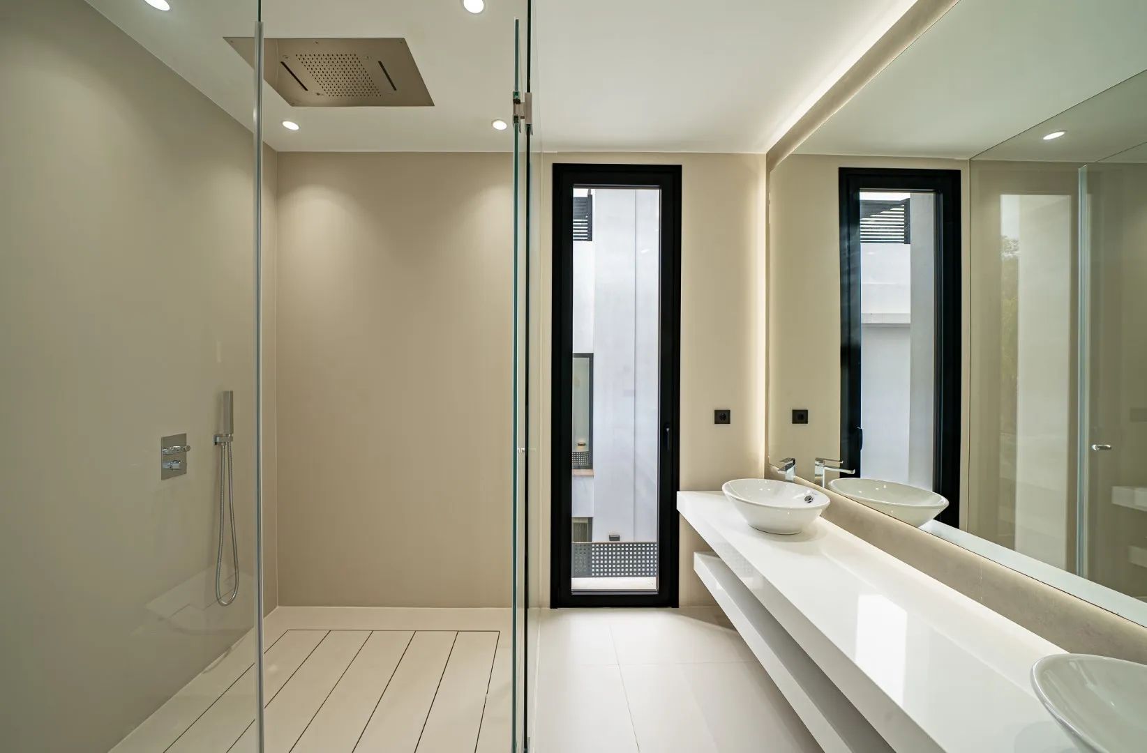 Leven op het hoogste niveau – riante villa aan de prestigieuze Golden Mile foto 23