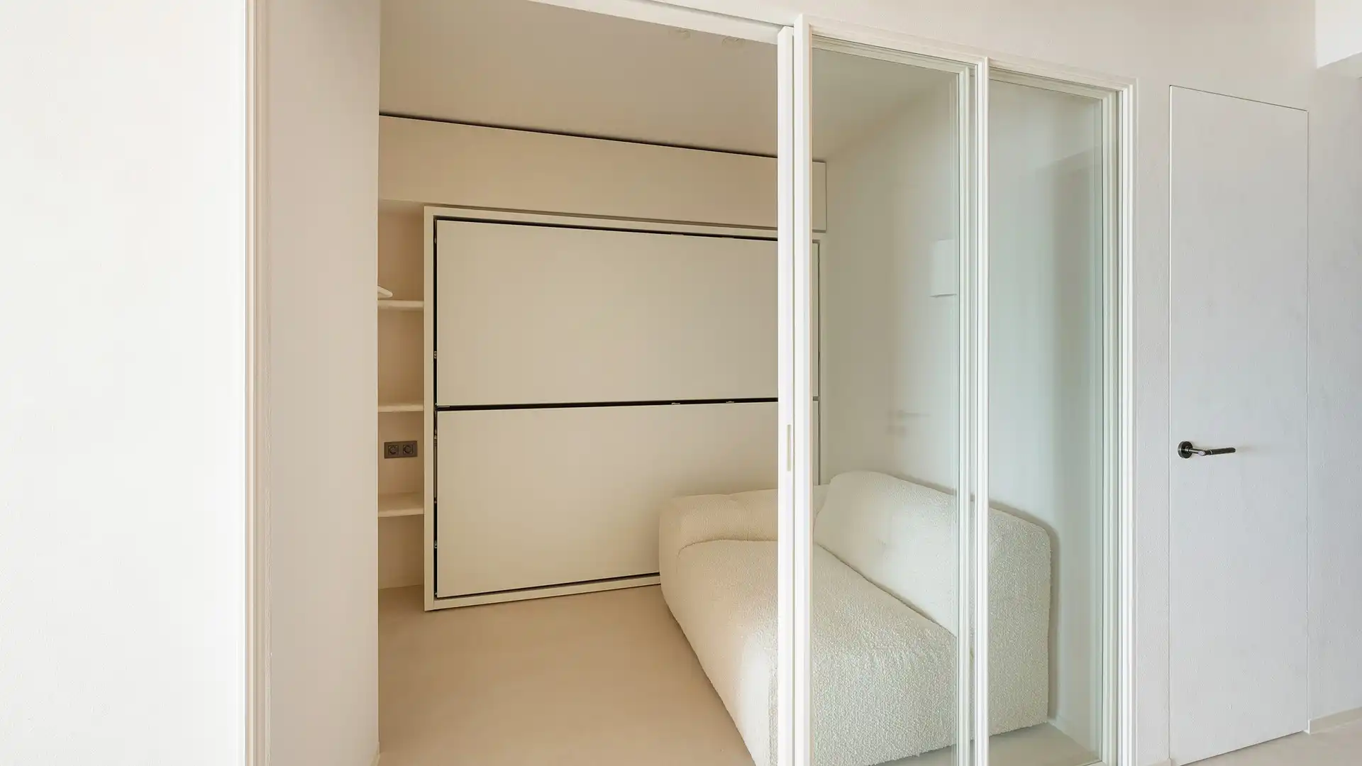 Fantastisch gerenoveerd appartement met zeezicht gelegen tussen het Lichttorenplein en het Albertplein foto 10