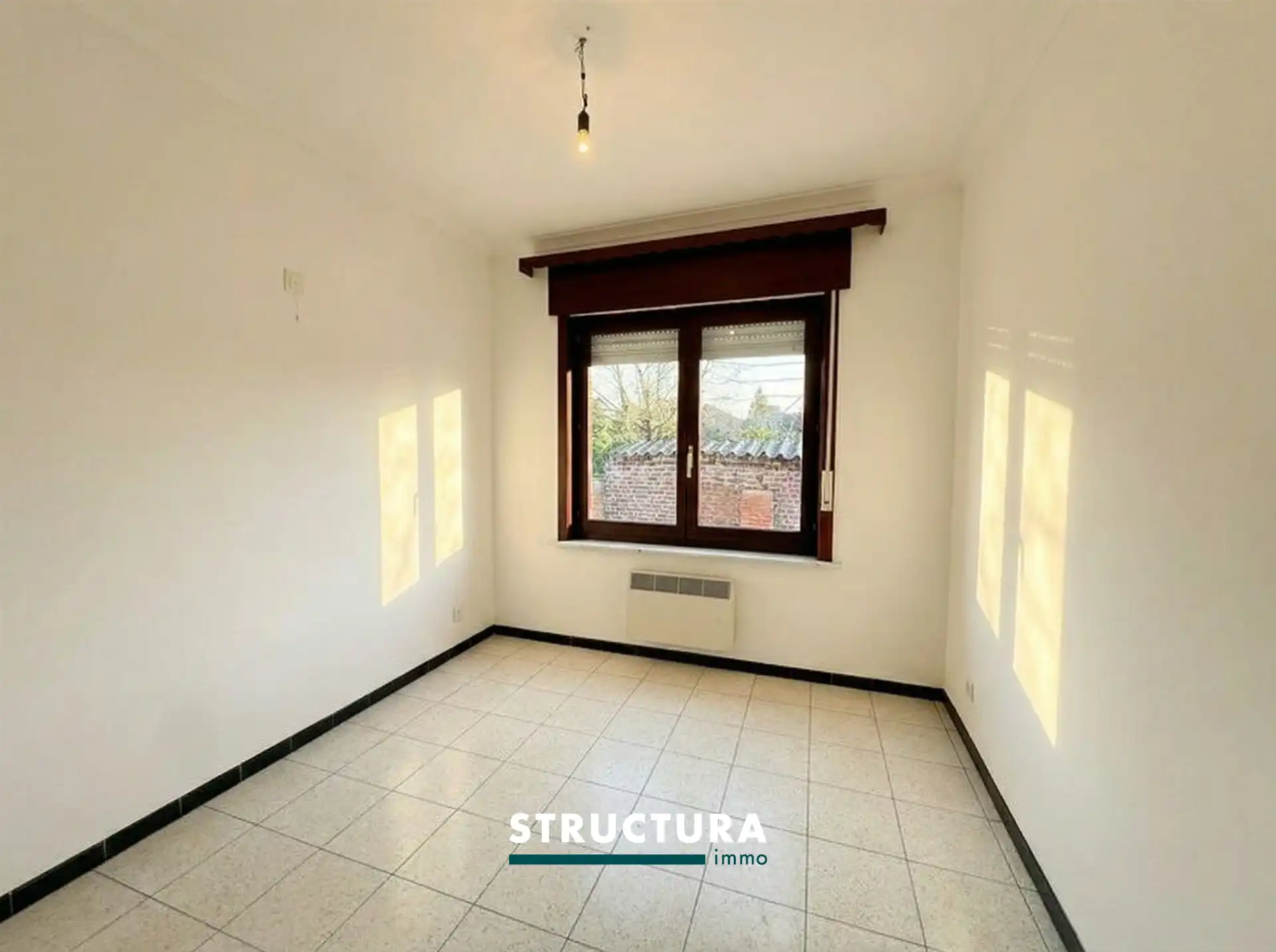 Woning met garage en ruime zolder foto 11