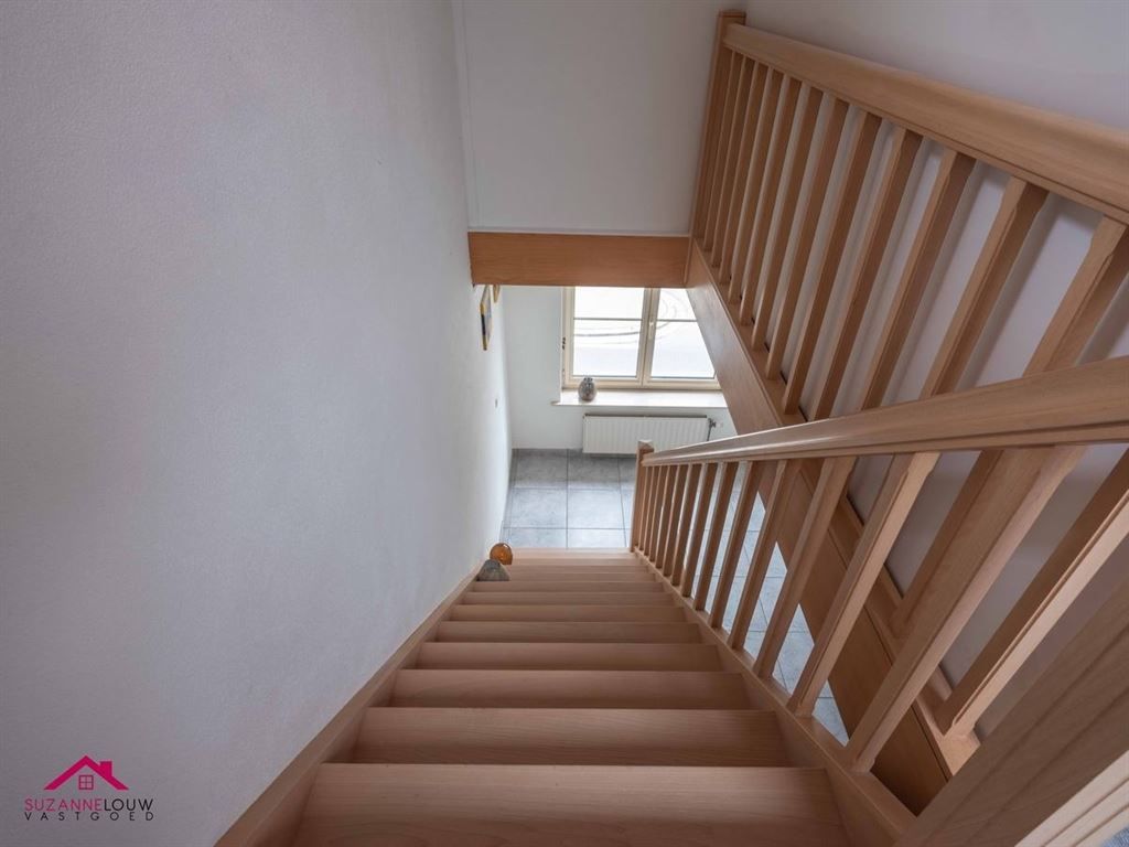 Gerenoveerde vrijstaande woning foto 36