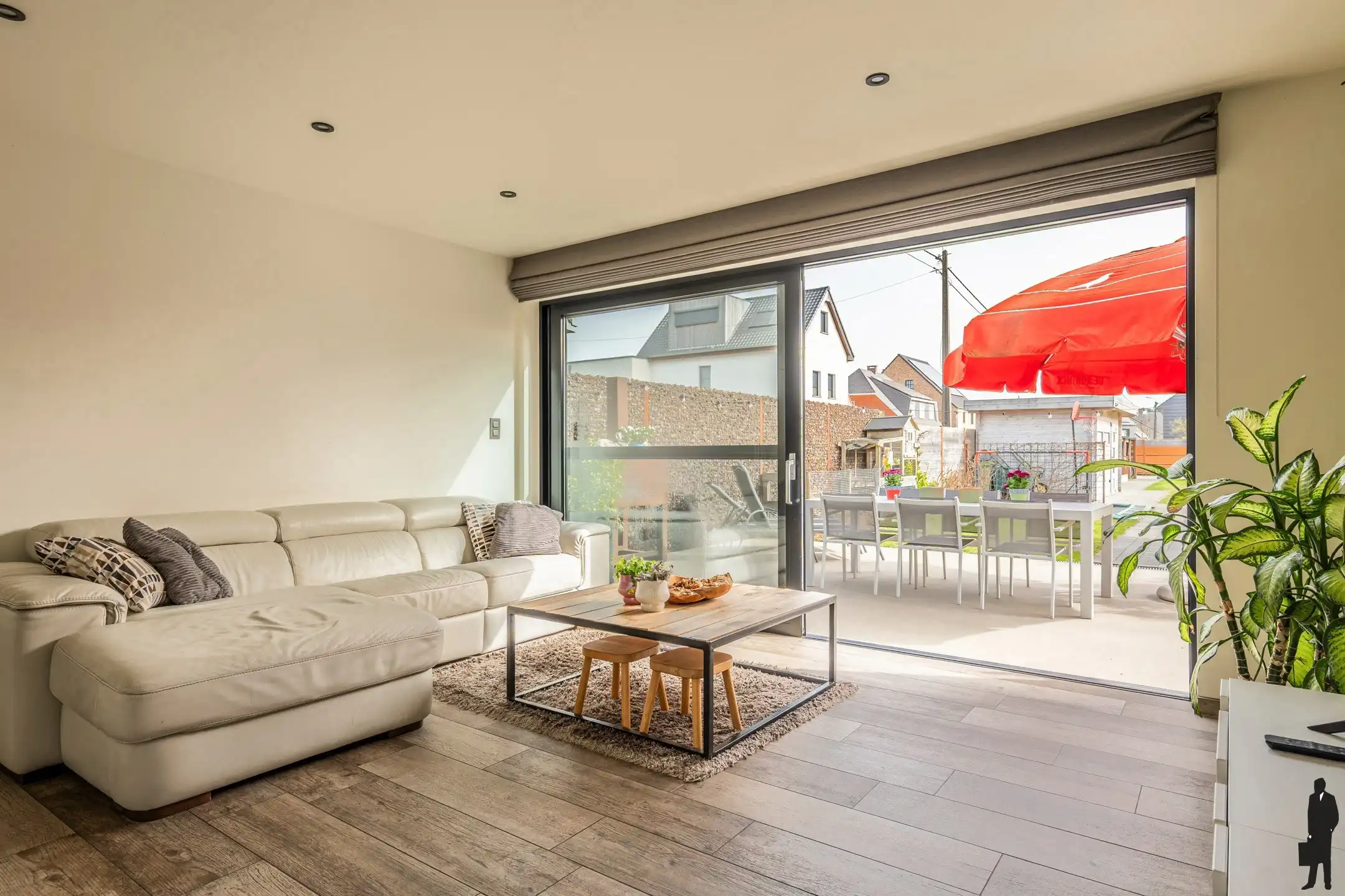 Instapklare woning (2013) met 3 tot 4 slpk in centrum Tielen foto 6