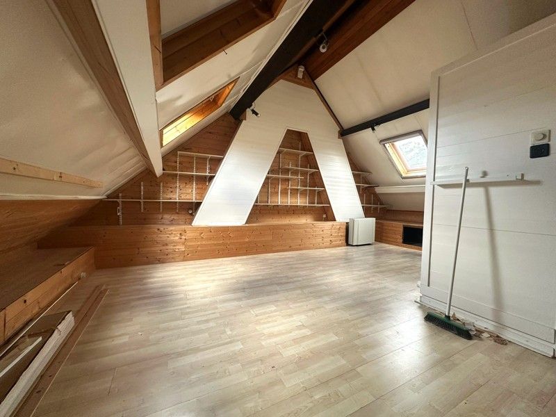Gezinswoning met 3 slaapkamers in hartje Sint-Andries! foto 14