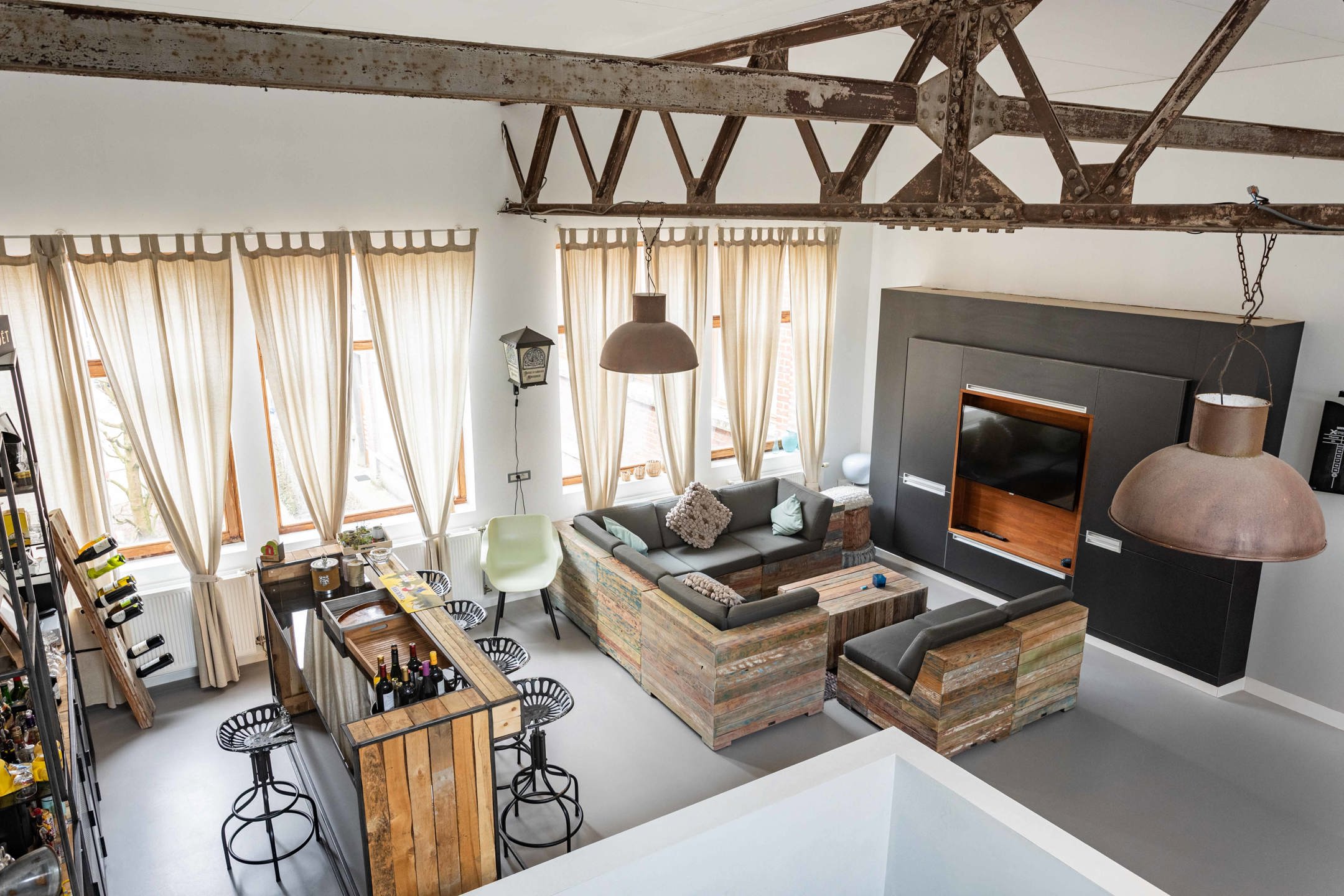Unieke loft van 285m² foto 17