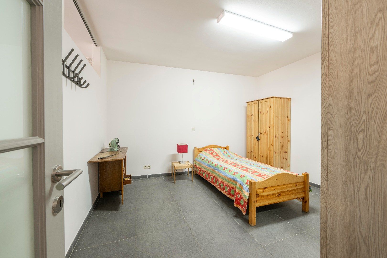 ZEER RUIM INSTAPKLAAR APPARTEMENT (130 m²) MET GARAGE EN RUIM TERRAS (60 m²) foto 10