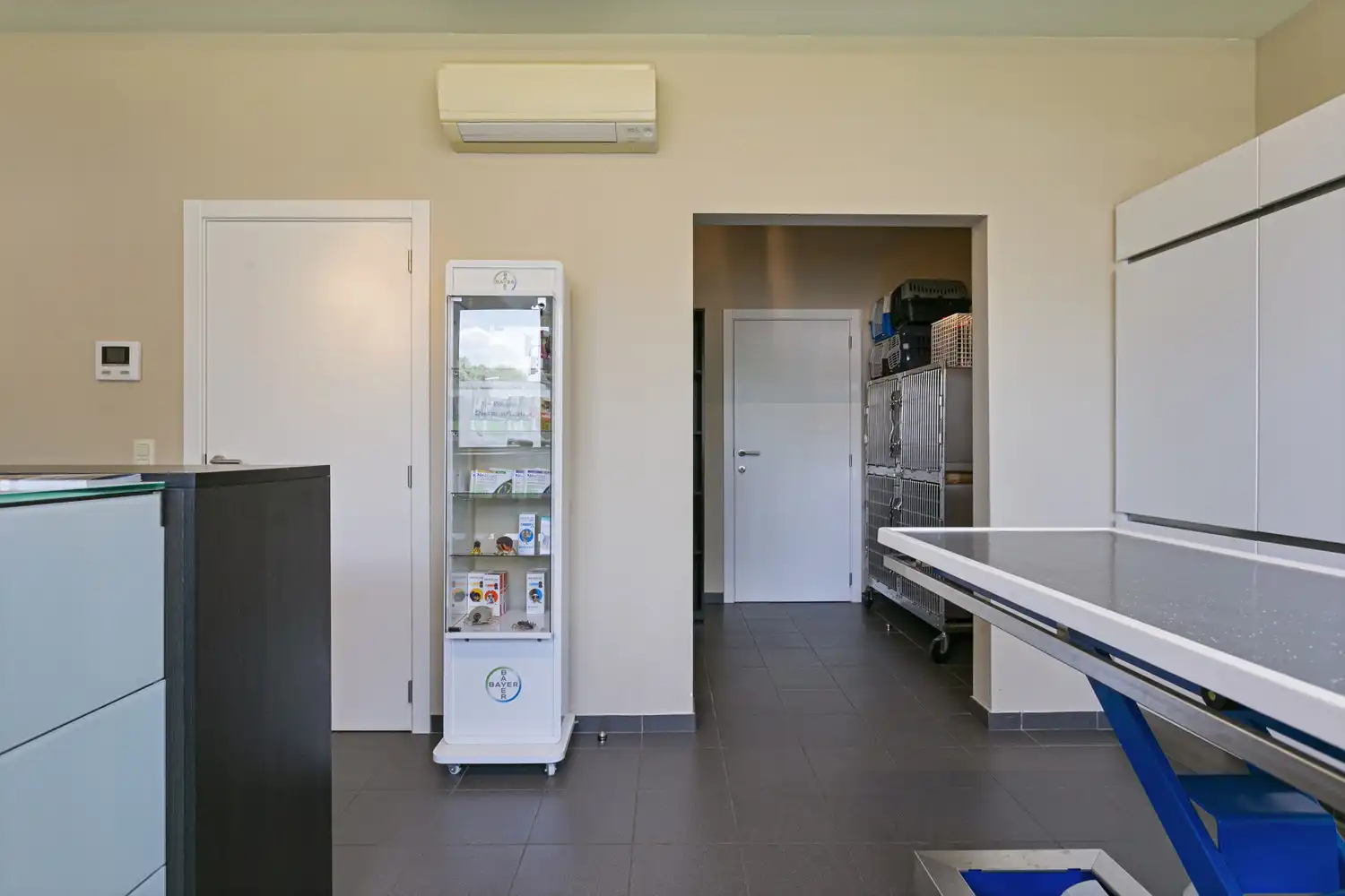 Praktijkruimte, kantoor of APP met 2 parkings! foto 17