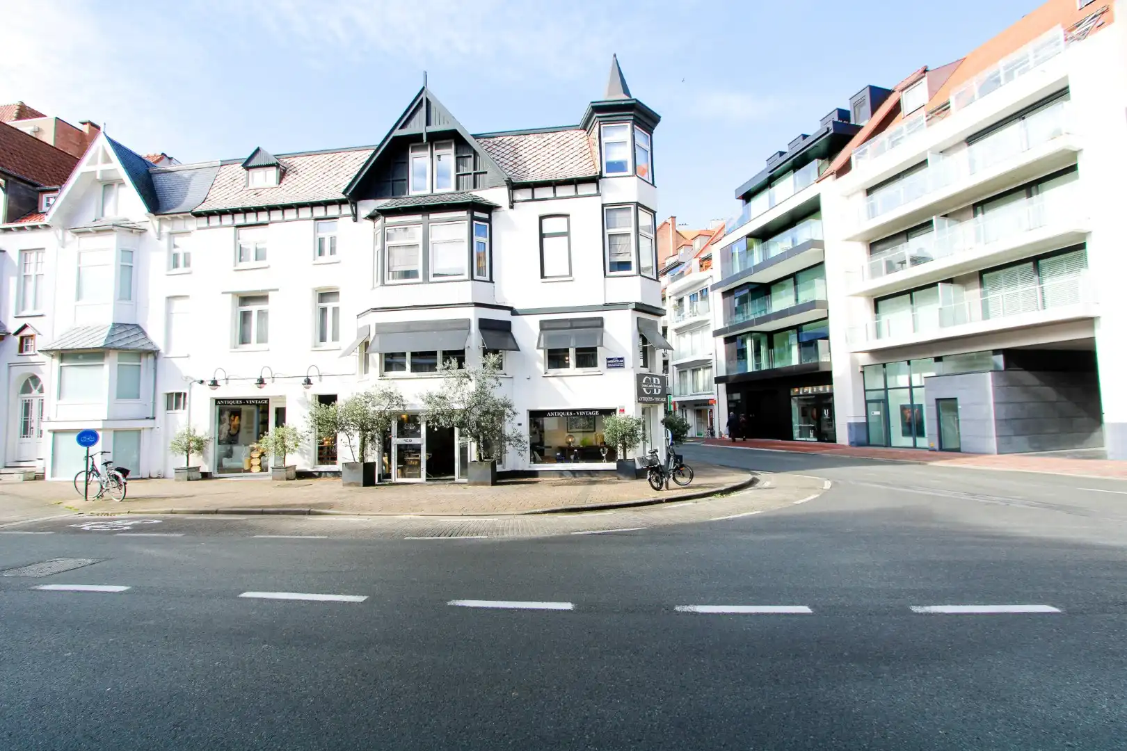 HOEK Handelsgelijkvloers met studio en appartement te koop Zoutelaan 20 foto 13