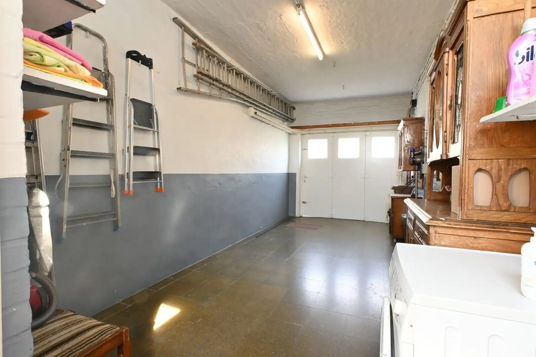 Goed onderhouden woning in het centrum van Anzegem foto 11