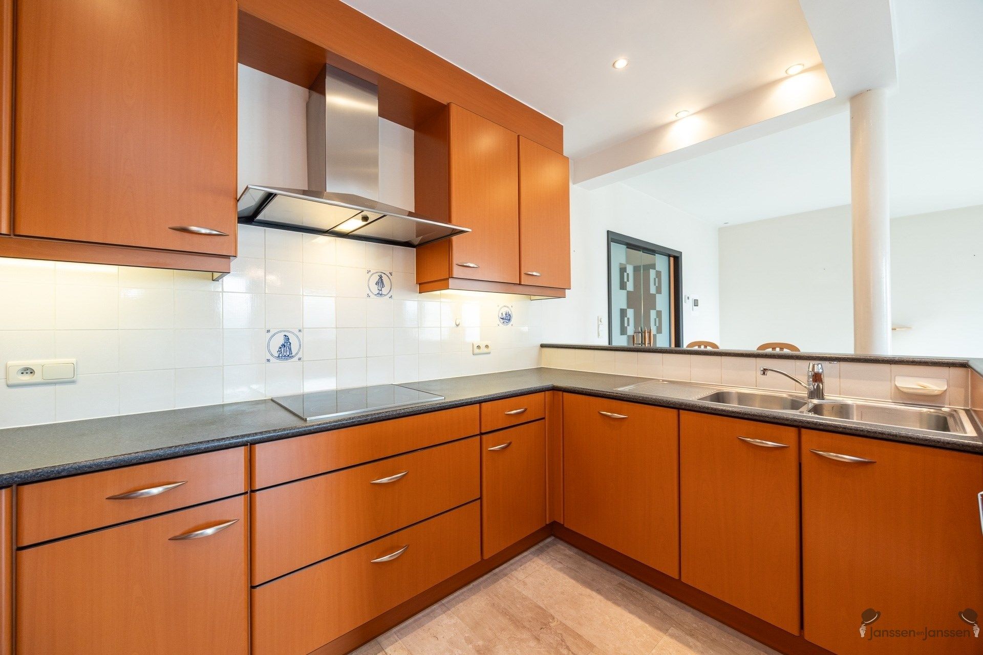 appartement met ruim terras foto 4