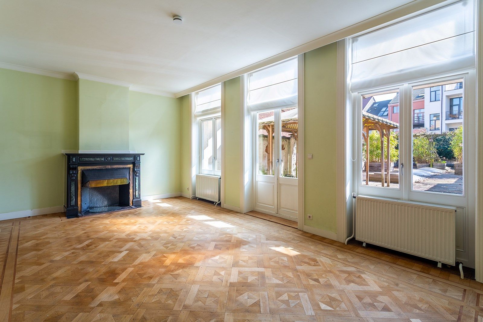 Statig gebouw met mogelijkheden foto 17