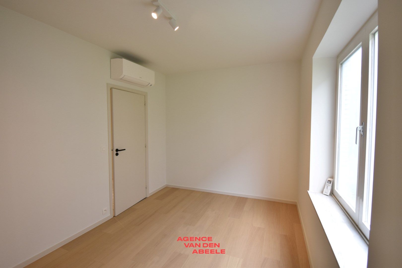 Fantastisch gerenoveerd appartement met 3 slaapkamers  foto 8