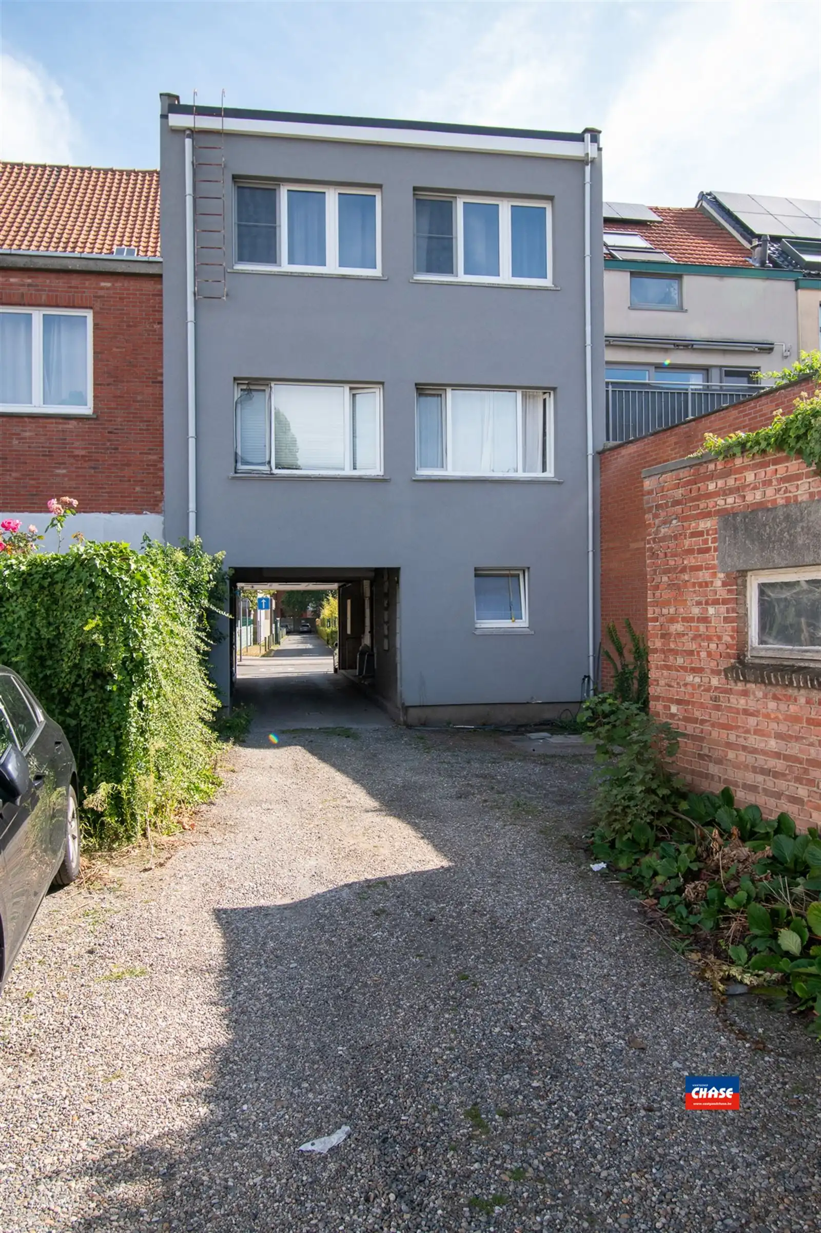 Centraal gelegen appartement met 2 slaapkamers foto 11