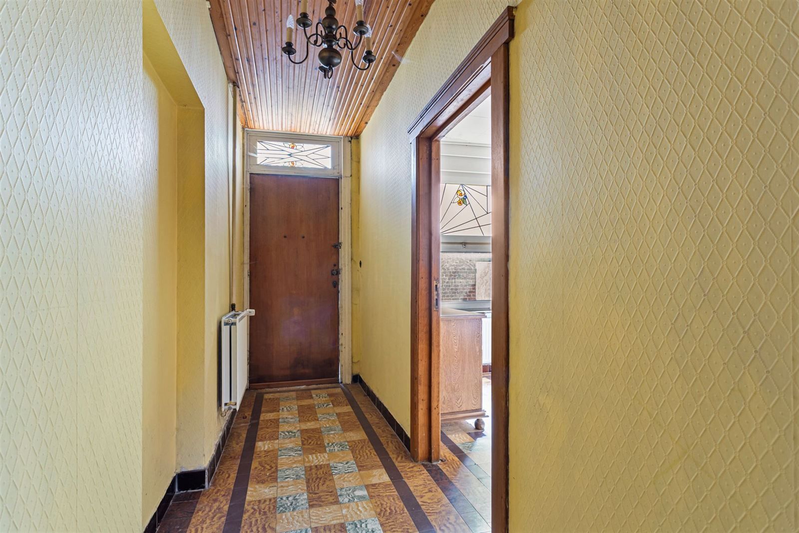Te renoveren woning met schuur en loodsen  foto 7