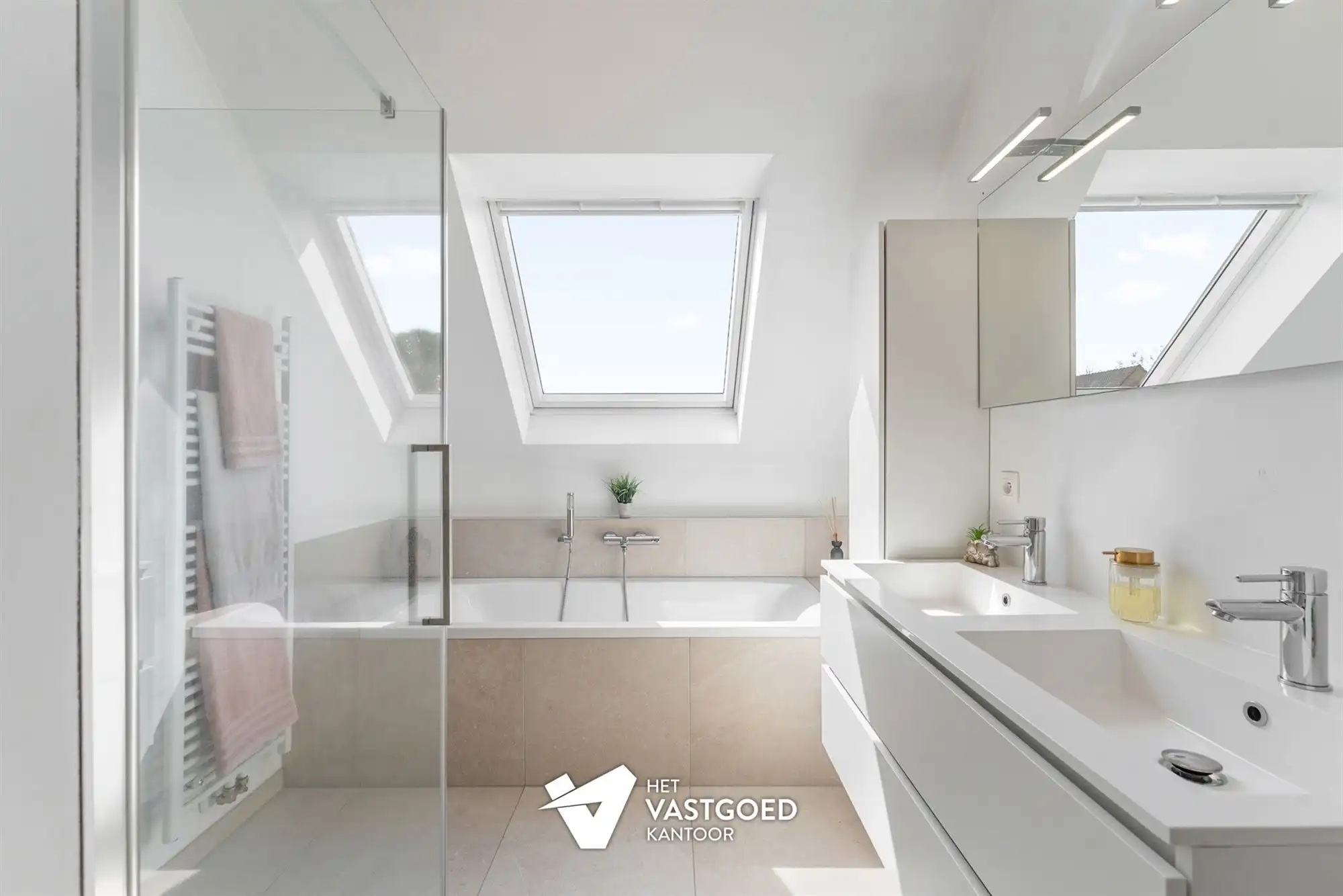 RECENTE (2022) WONING MET 3 SLAAPKAMERS UITERST RUSTIG GELEGEN TE LEOPOLDSBURG foto 18