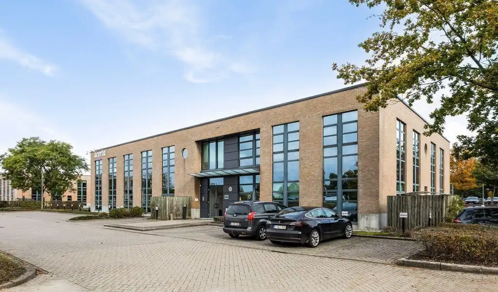 Kantoorgebouw te huur in E19 Business Park te Mechelen foto {{pictureIndex}}