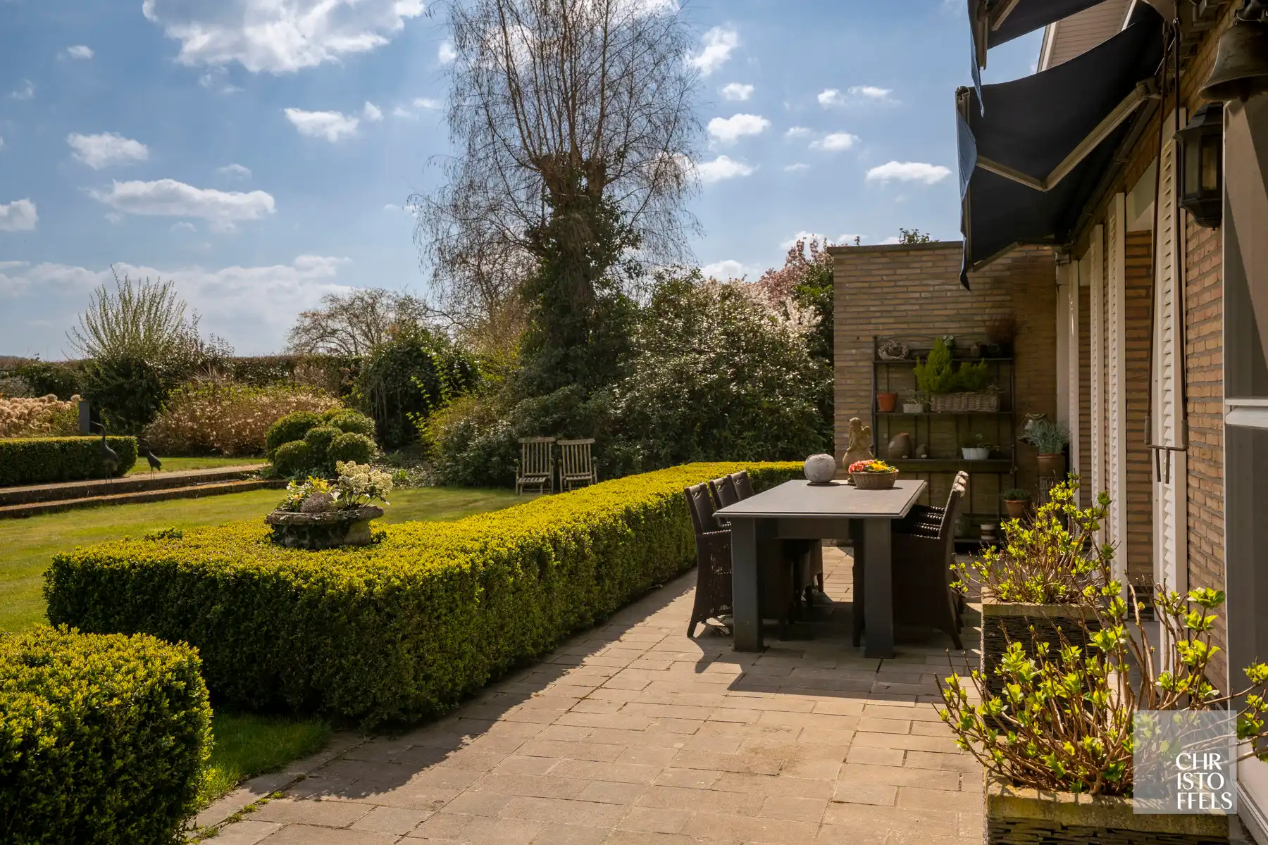 Riante vrijstaande woning mét vrij zicht op een perceel van 3679m²! foto 13