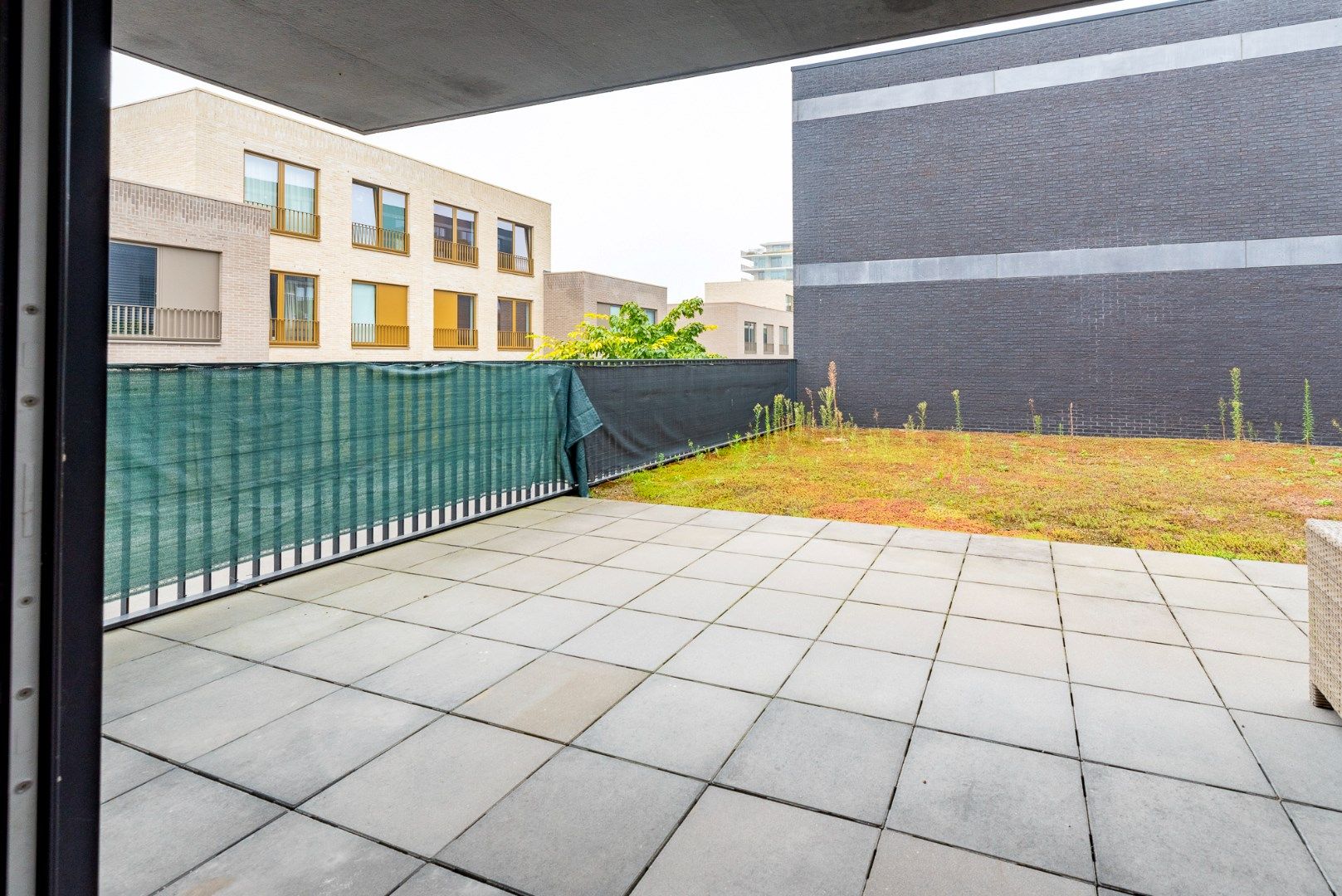 Nieuwbouw appartement op de 1ste verdieping met ruim terras foto 6