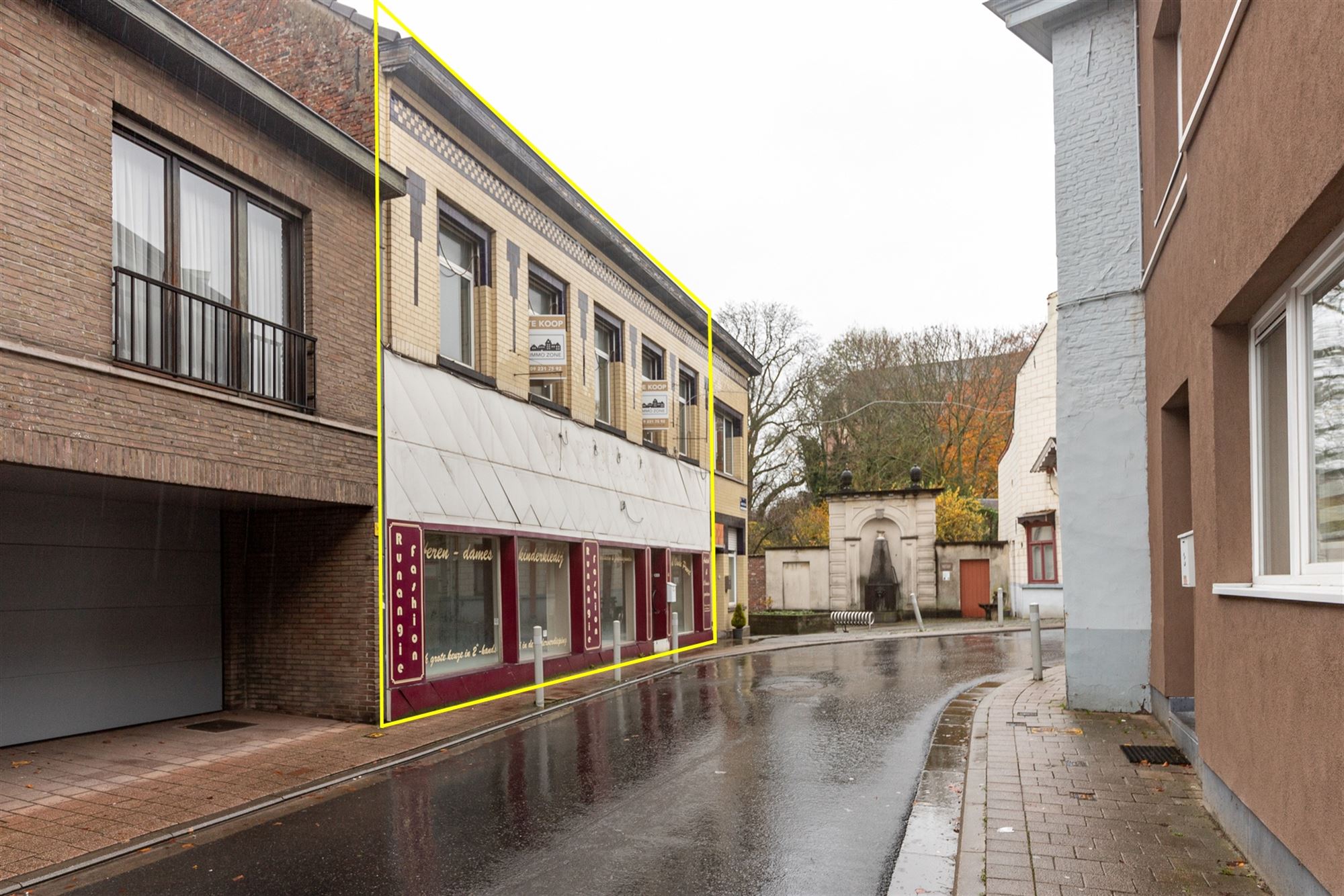 Multifunctioneel gebouw in centrum Wetteren foto 1