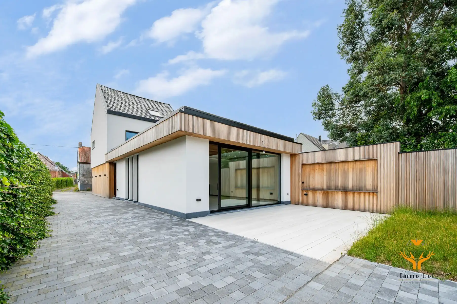 Ruime woning met magazijn  foto 24