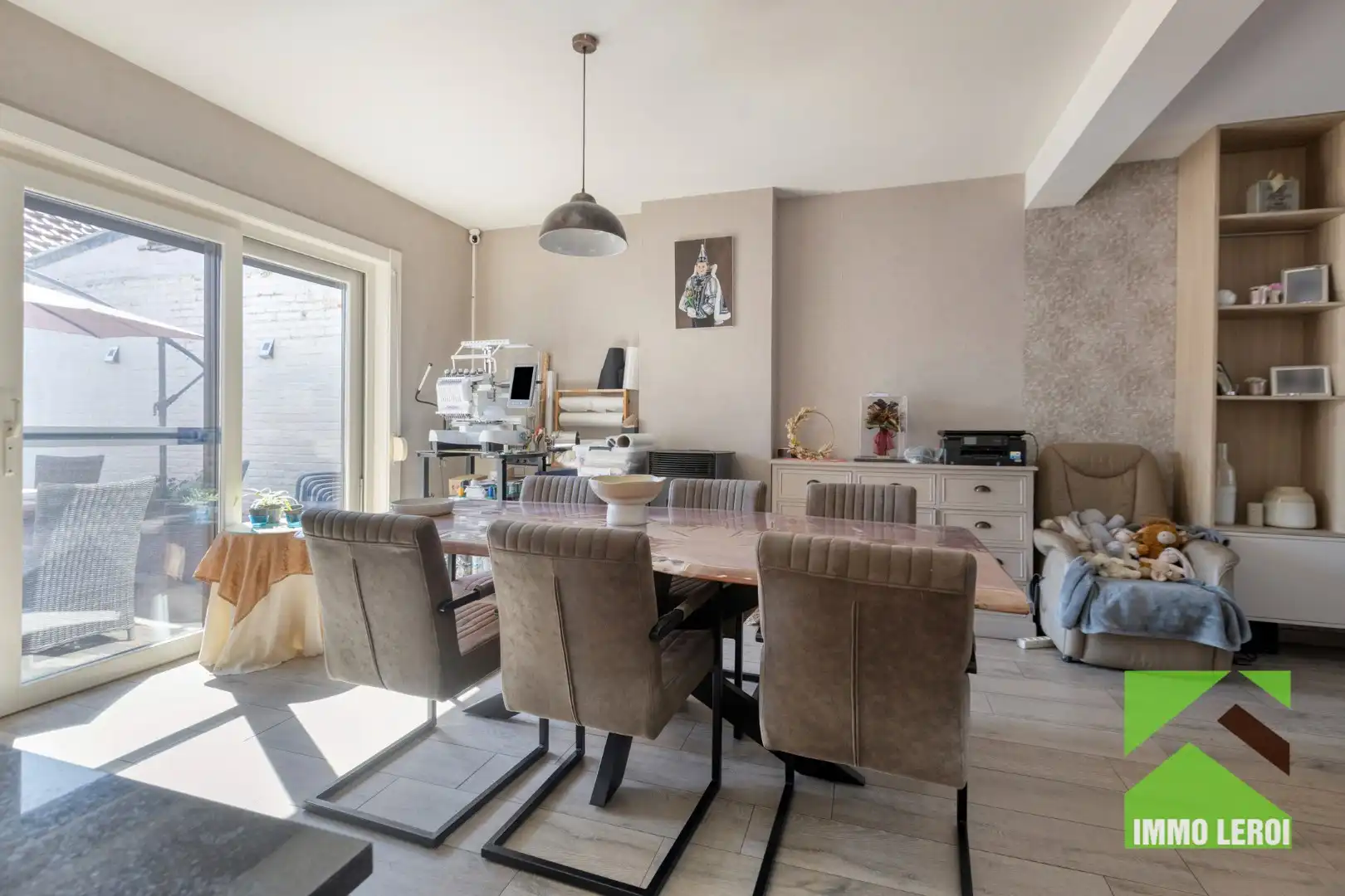 Instapklare gezinswoning met 3 slaapkamers, zwembad en energiezuinige technieken foto 5