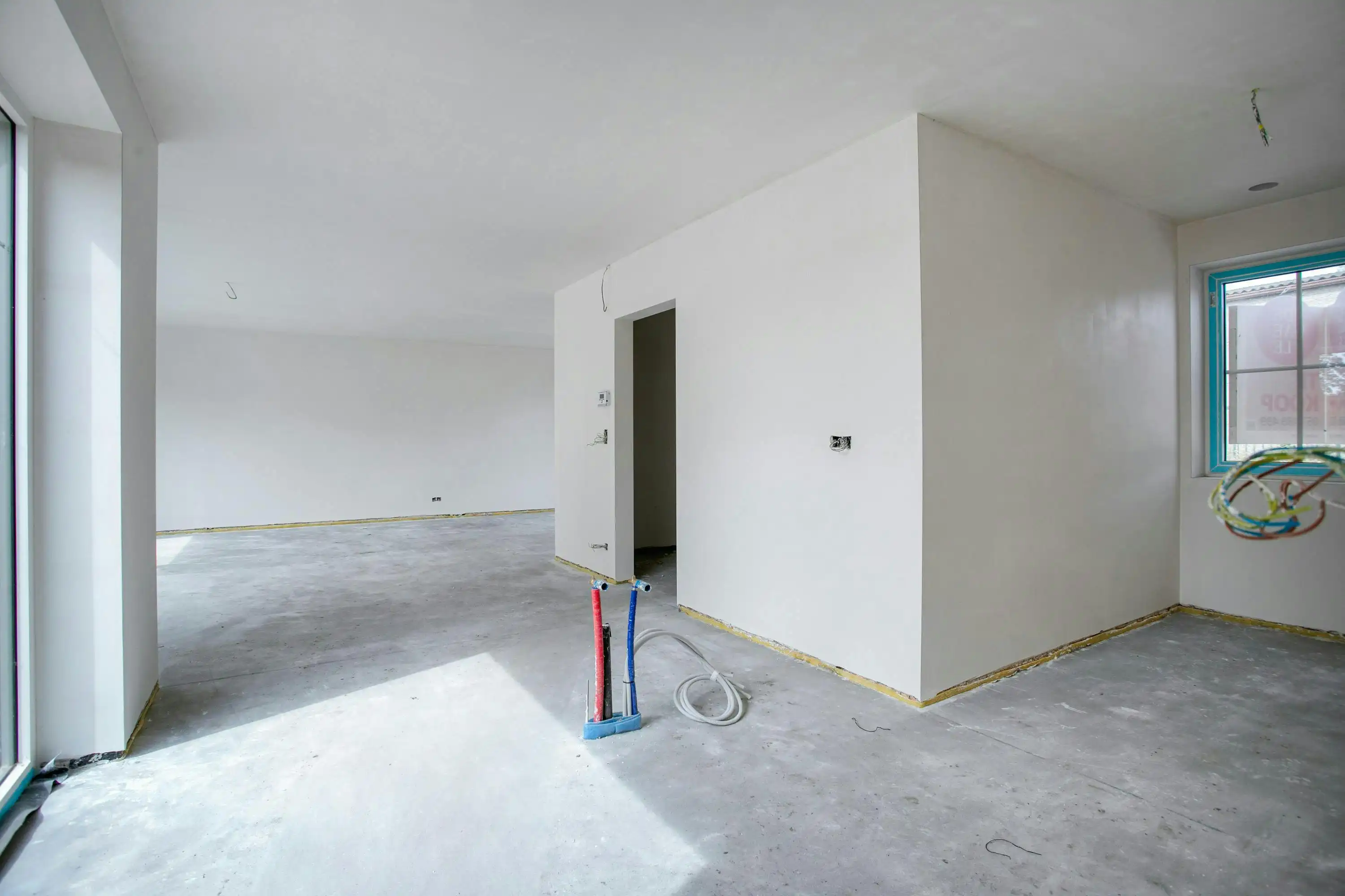 Halfopen nieuwbouwwoning te koop met 3 kamers, oprit en tuin foto 15