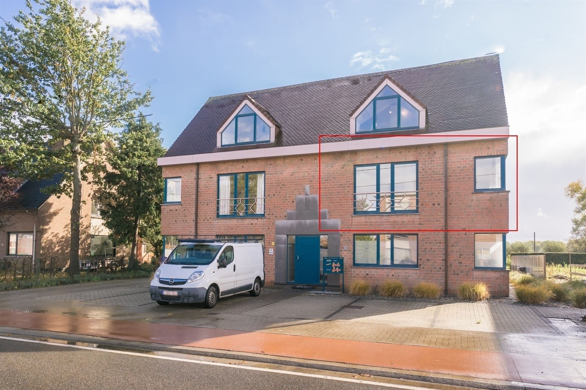 Instapklaar appartement met 2 slaapkamers en een privétuin foto 2