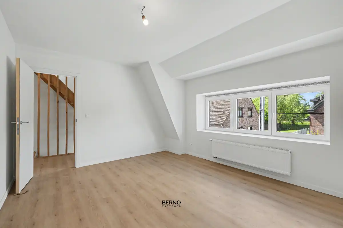 Instapklare en energiezuinige gerenoveerde woning. foto 20