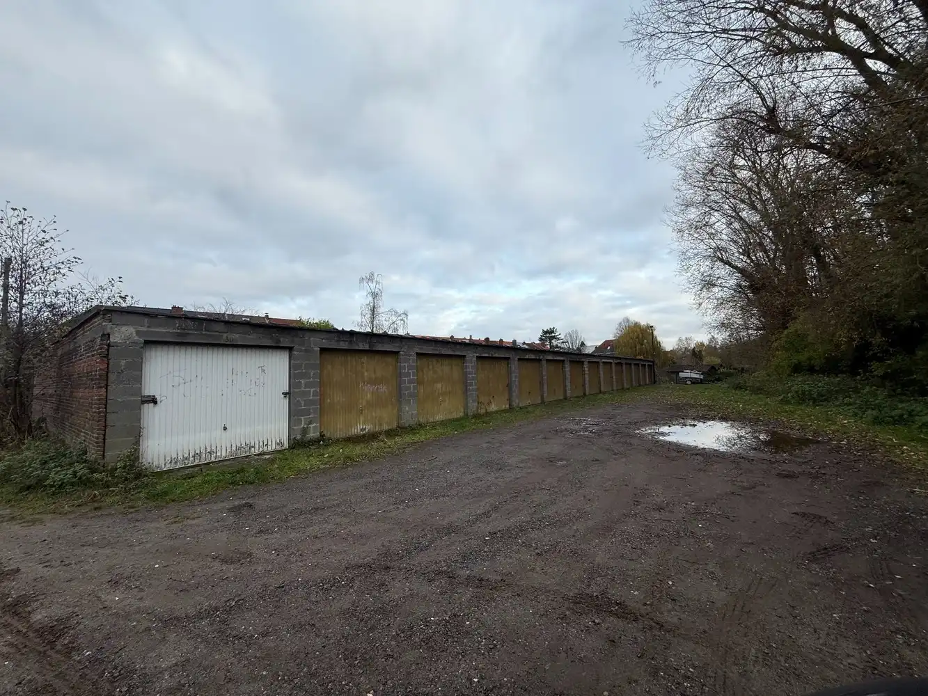30 GARAGES VLAK BIJ HET CENTRUM VAN MECHELEN foto 6