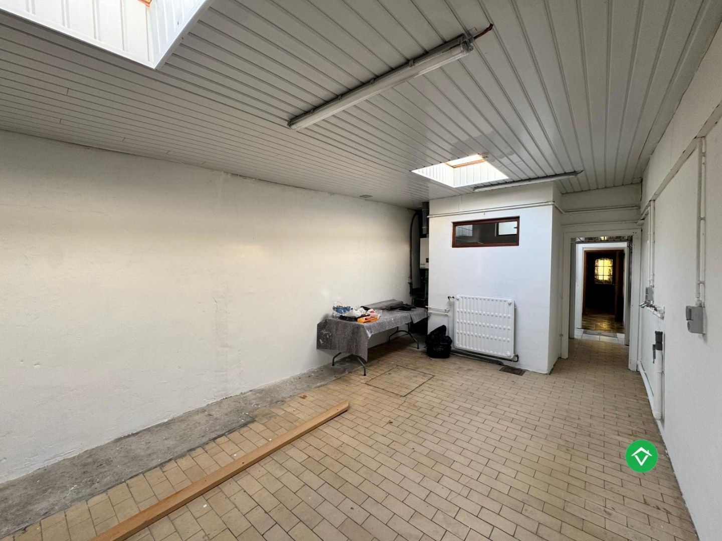 Woning met 2 slaapkamers en garage te Oostende  foto 16