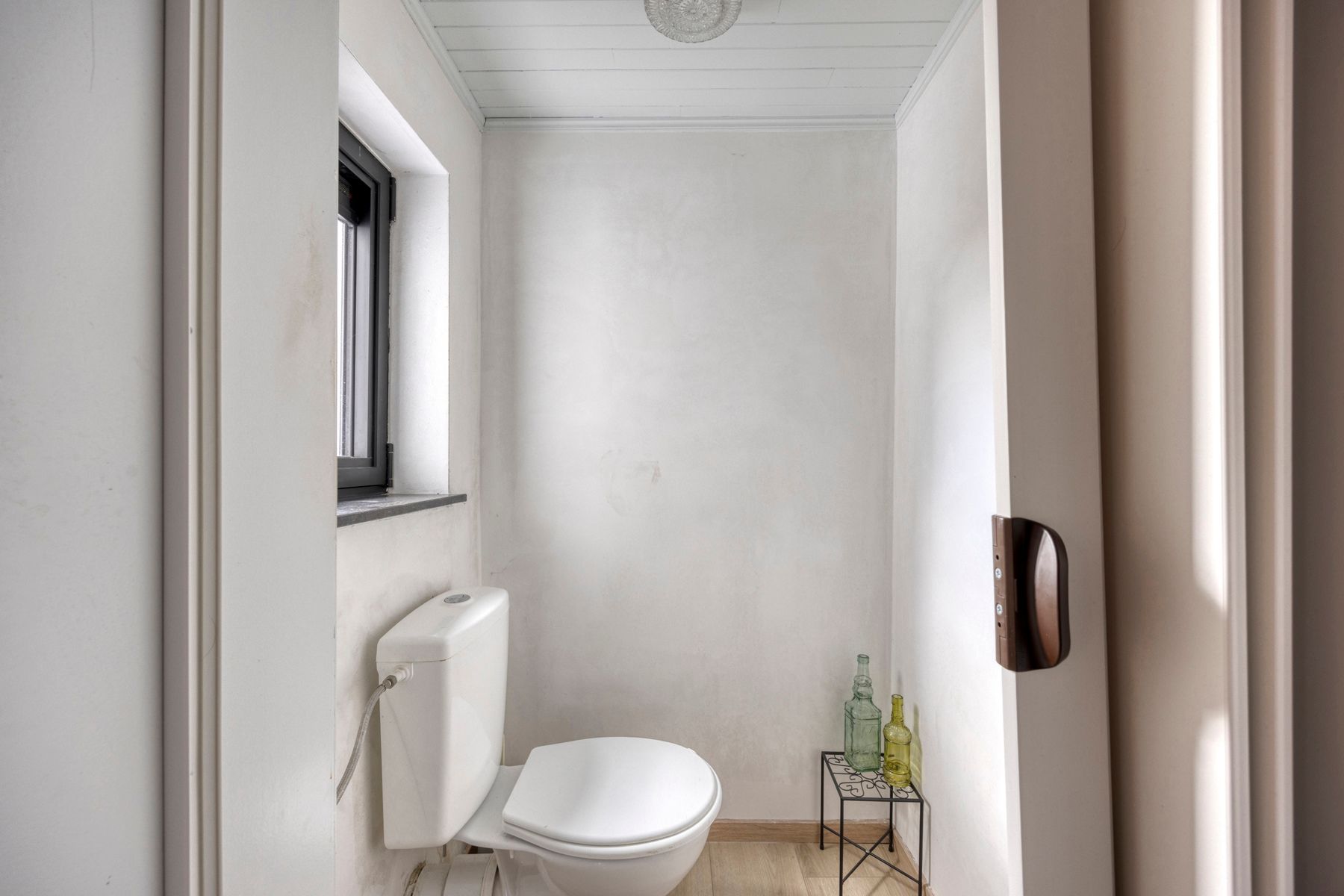 TOPPER: ruime instapklare woning met een enorm potentieel! foto 16